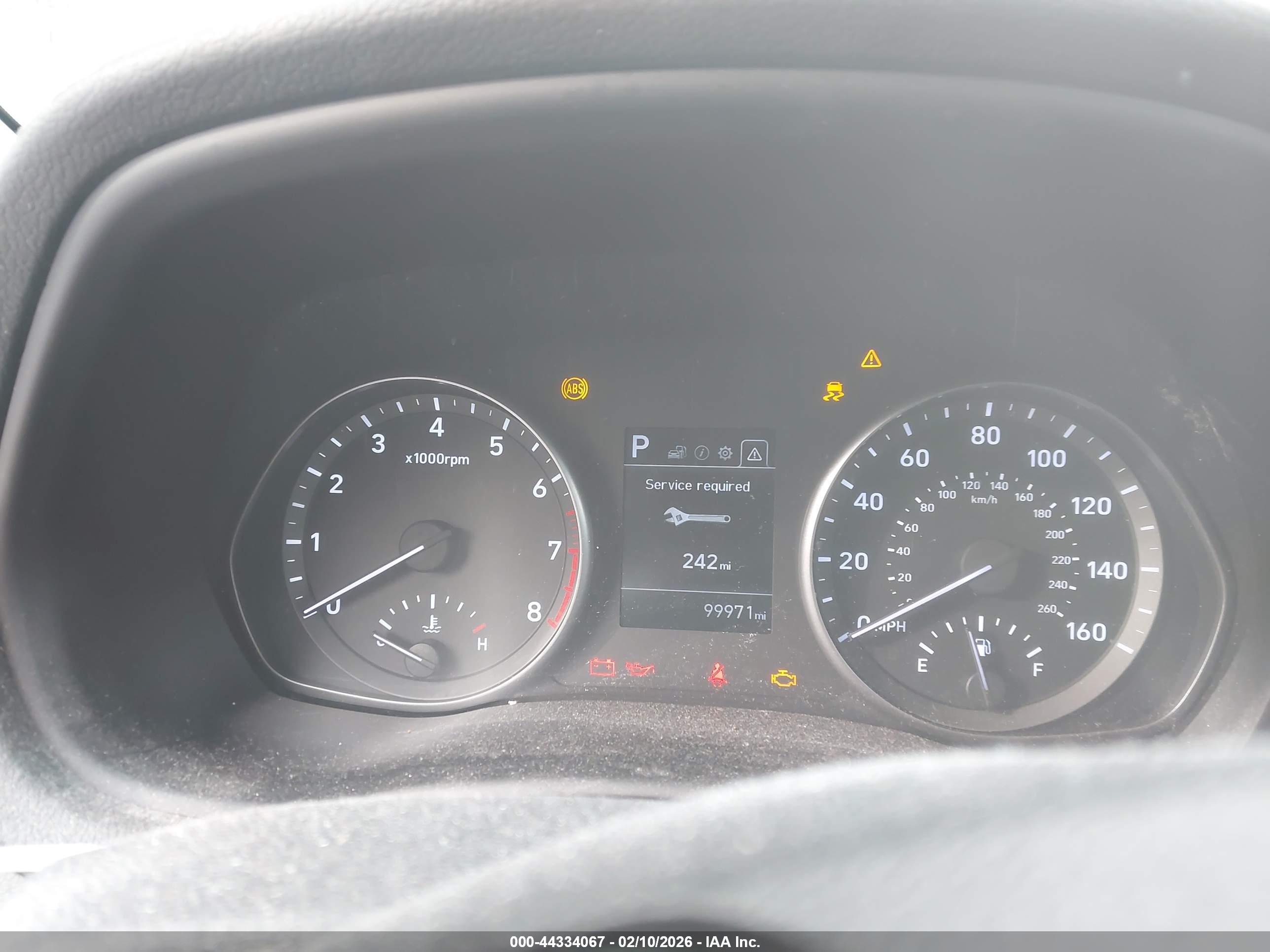 HYUNDAI ELANTRA image 7