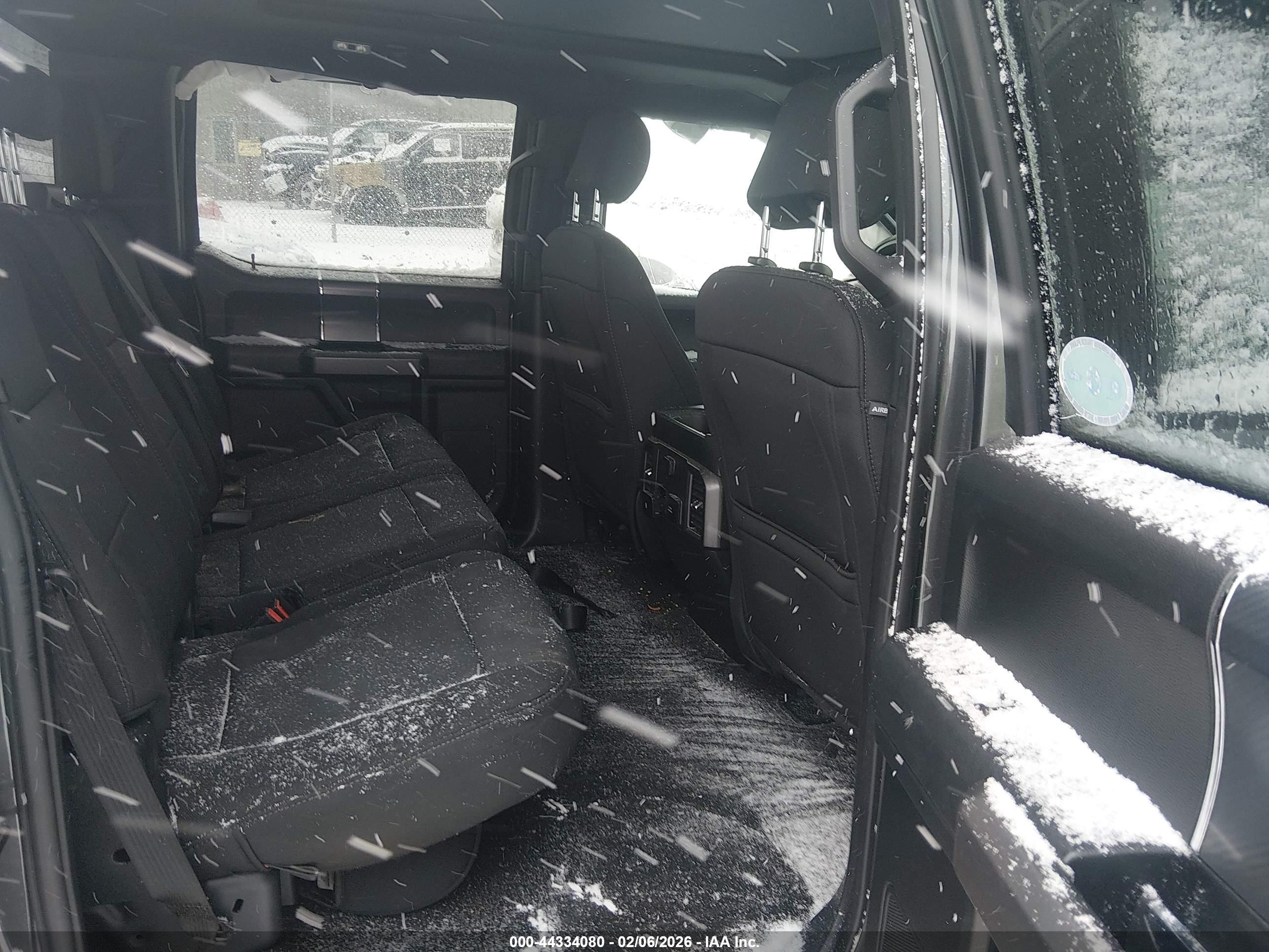 FORD F-150 image 8
