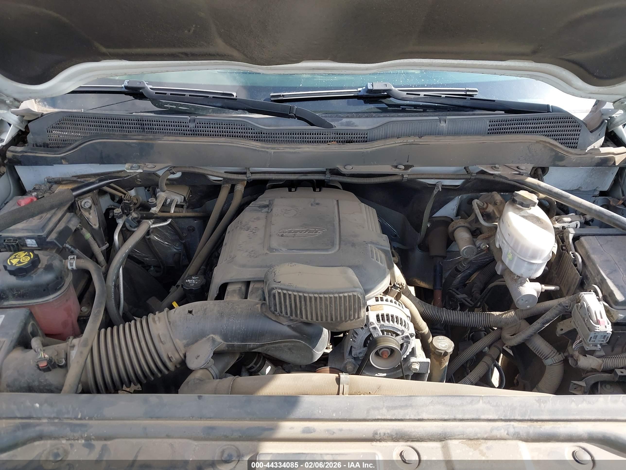 CHEVROLET SILVERADO image 10