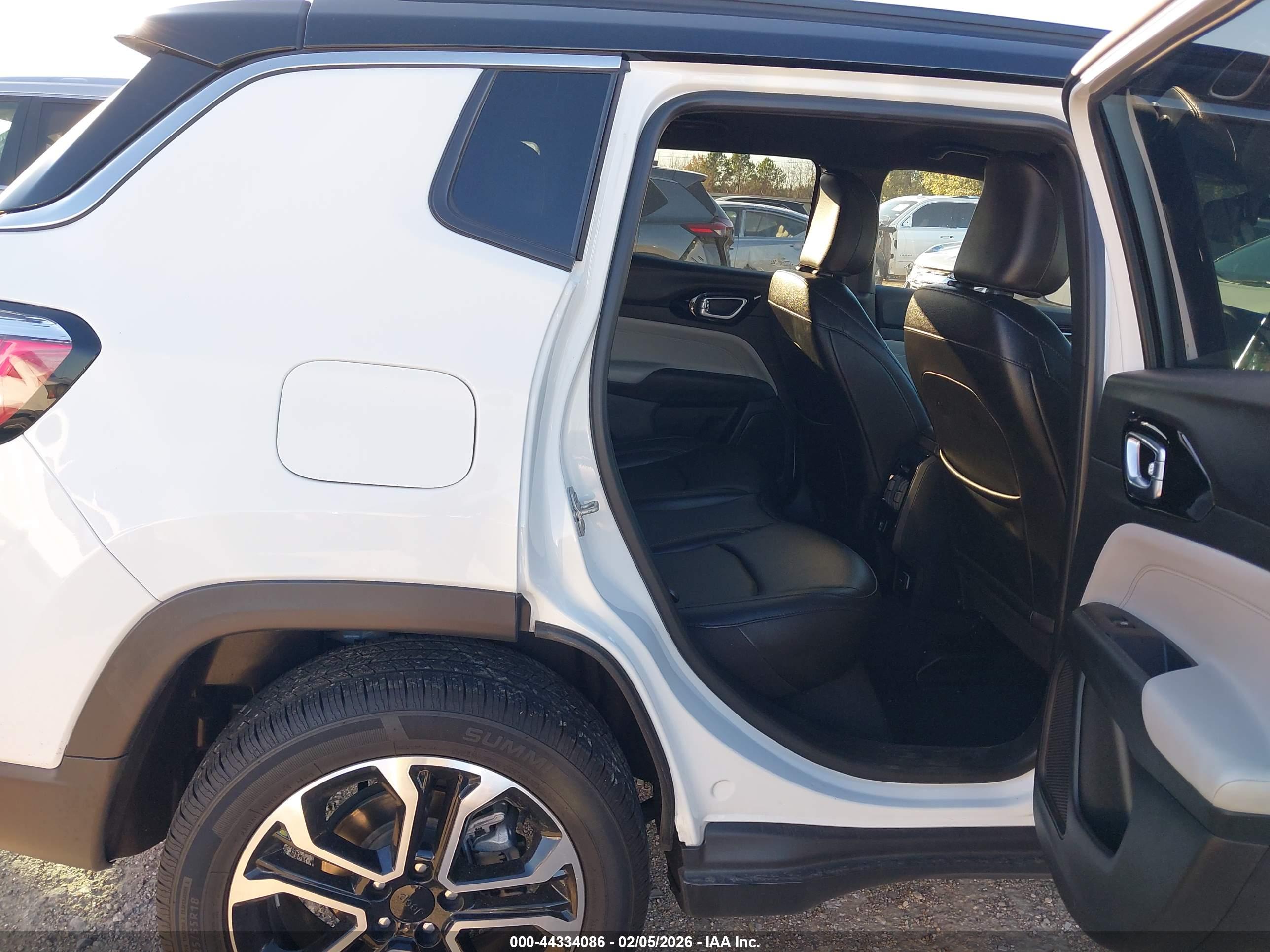 JEEP COMPASS image 8