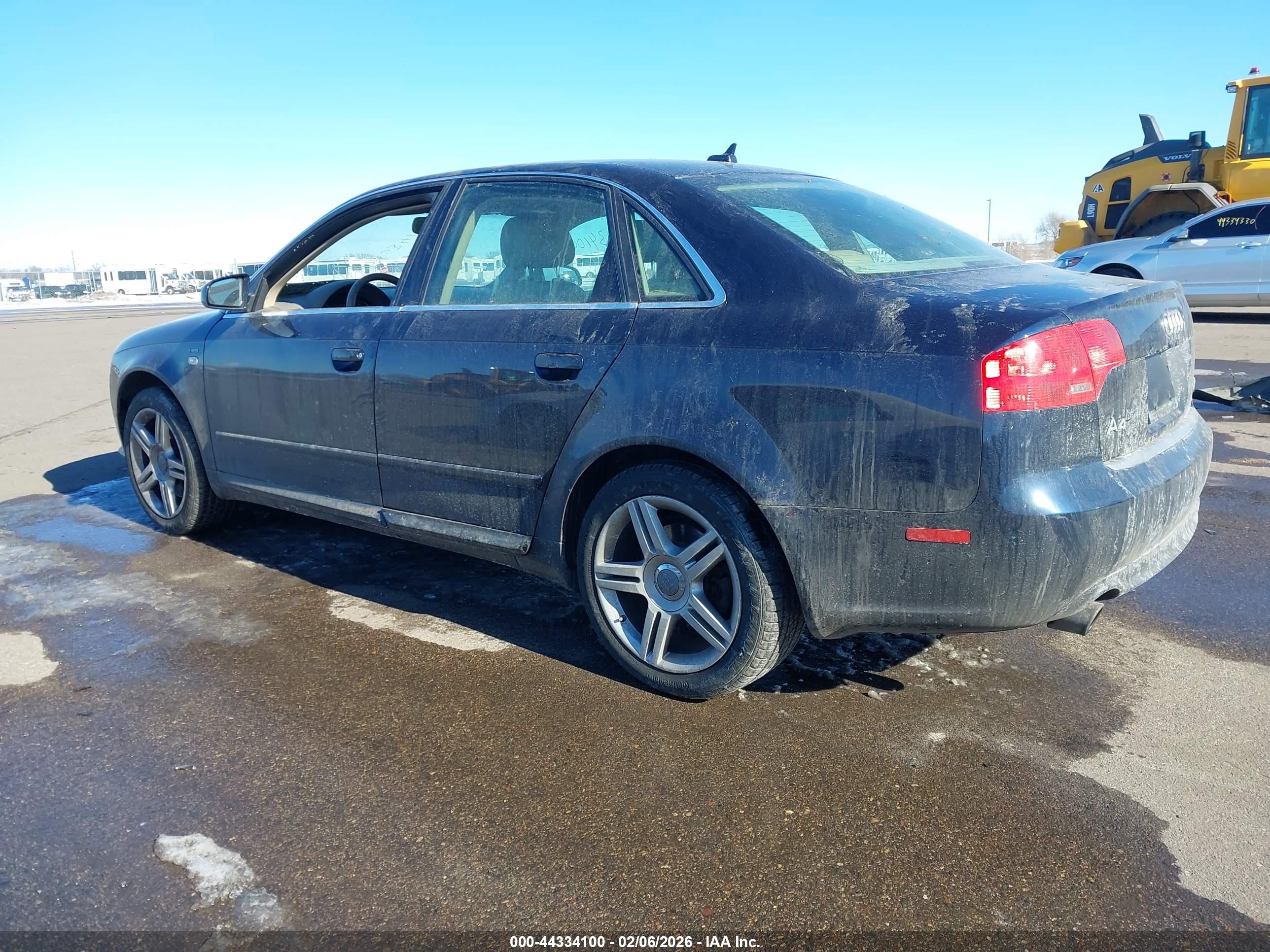 AUDI A4 image 3