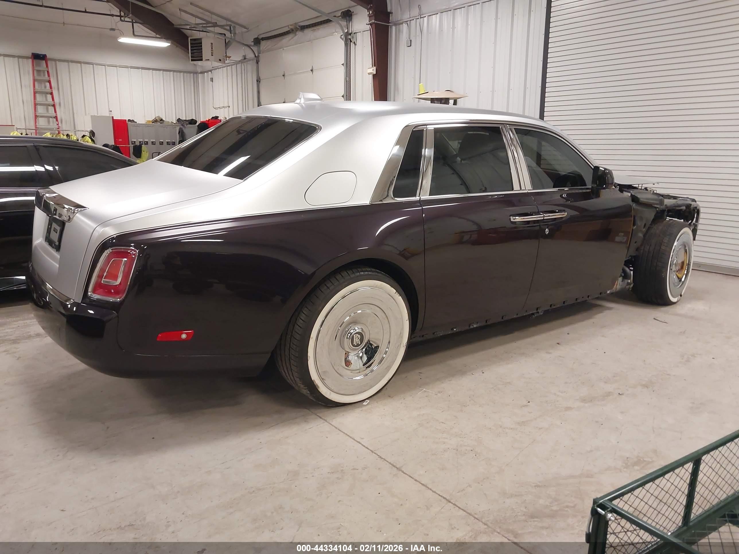 ROLLS-ROYCE PHANTOM image 4