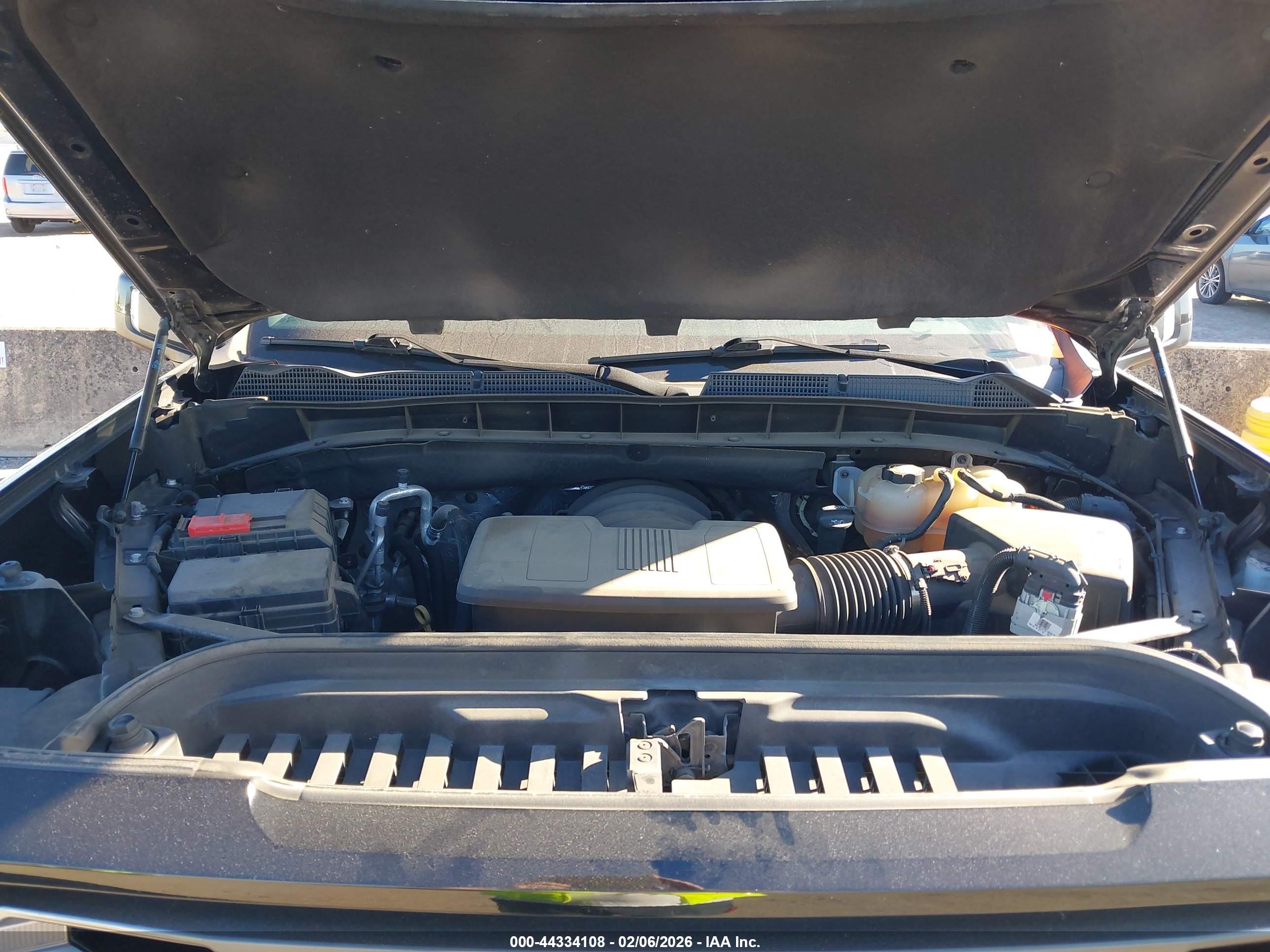 GMC SIERRA image 10