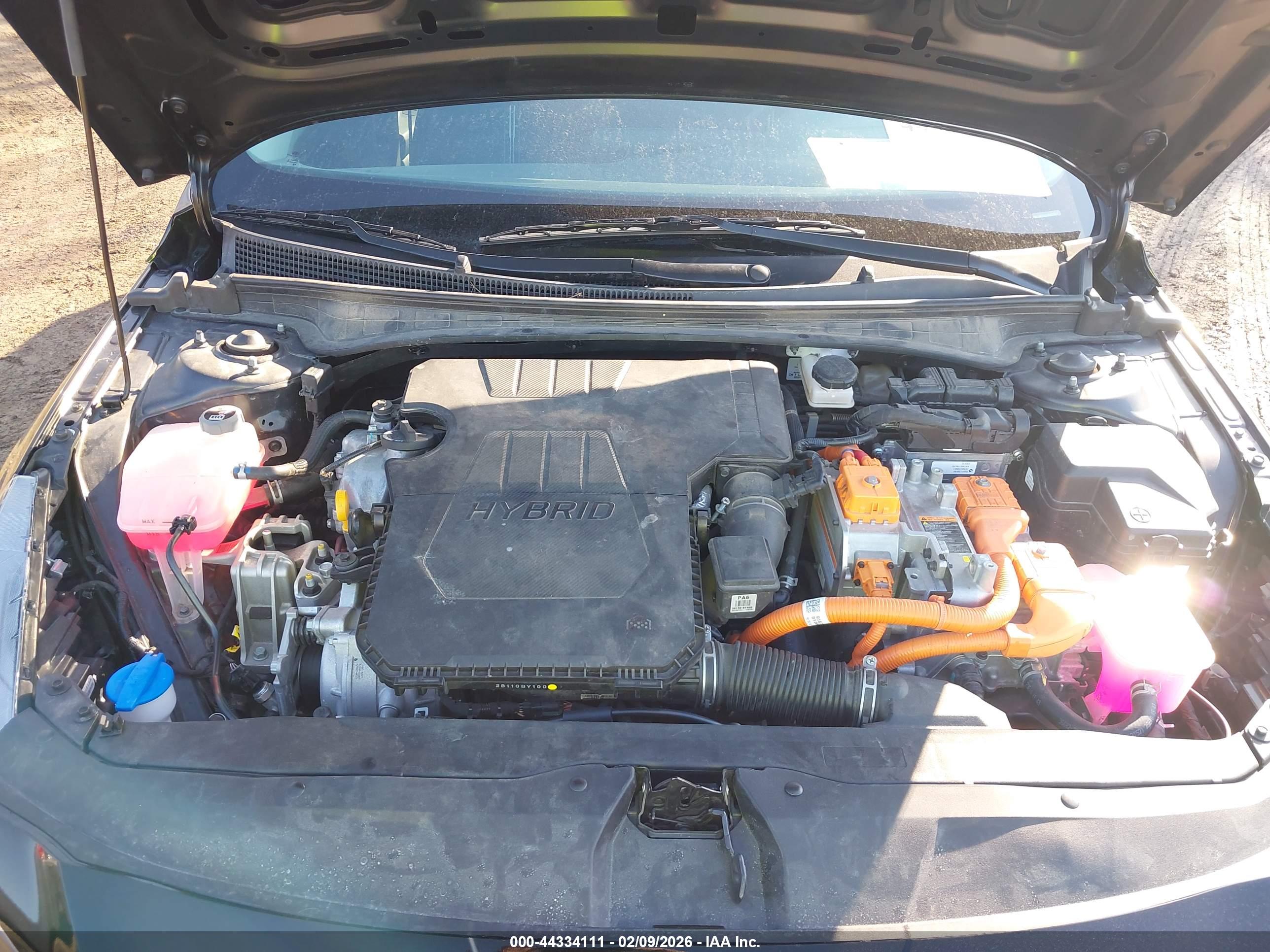 HYUNDAI ELANTRA image 10