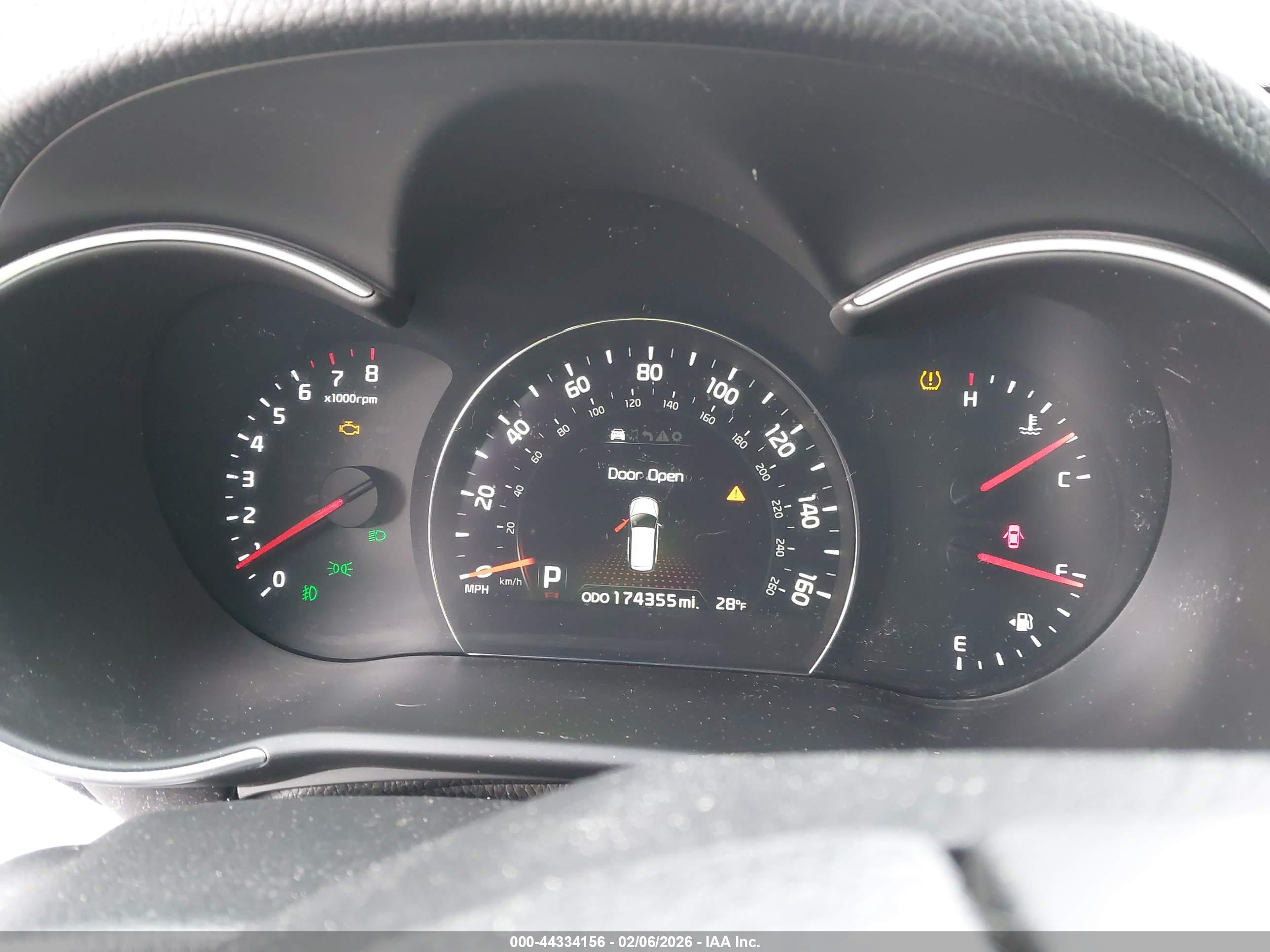 KIA SORENTO image 7