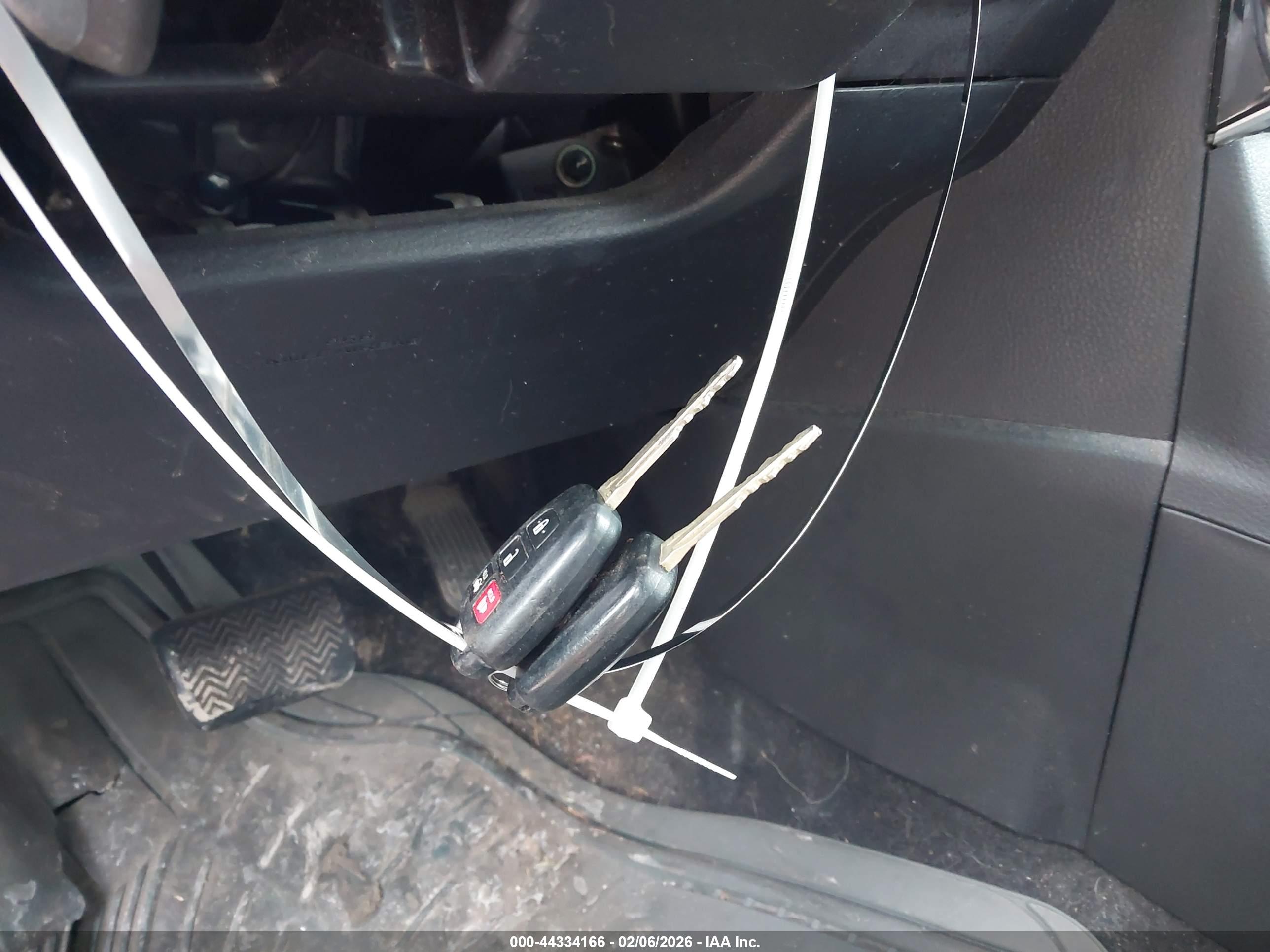 TOYOTA COROLLA image 11