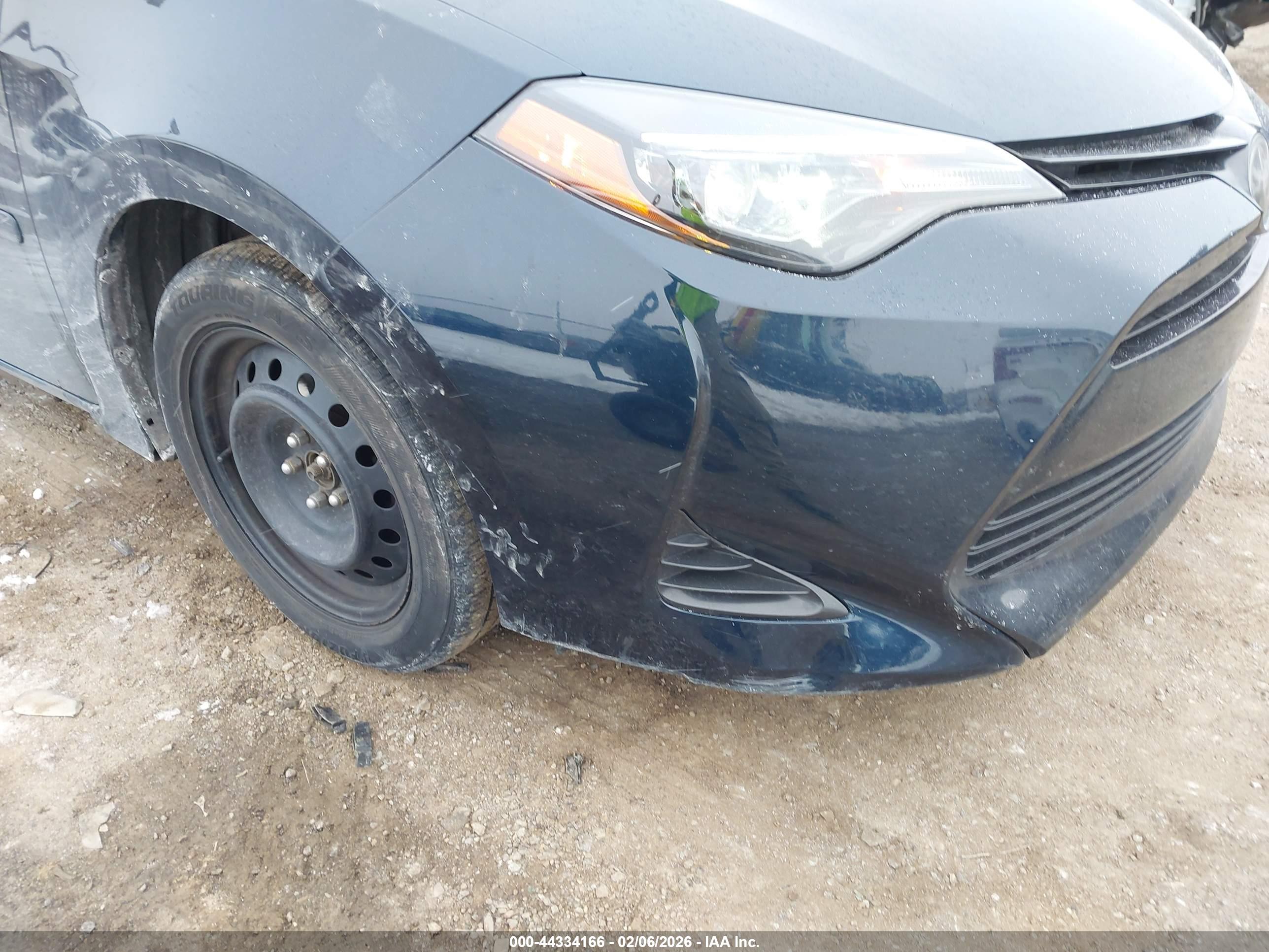 TOYOTA COROLLA image 6
