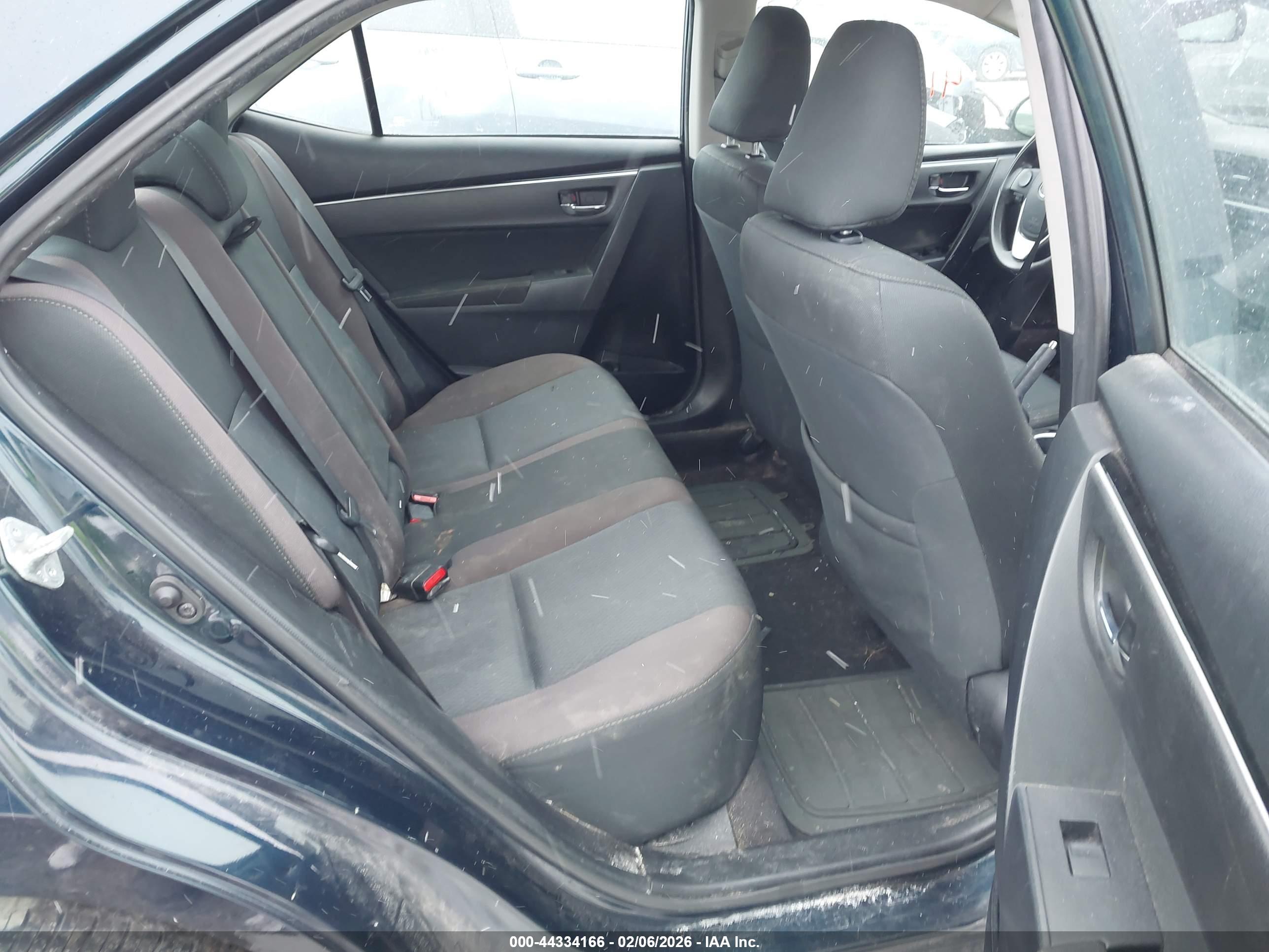 TOYOTA COROLLA image 8