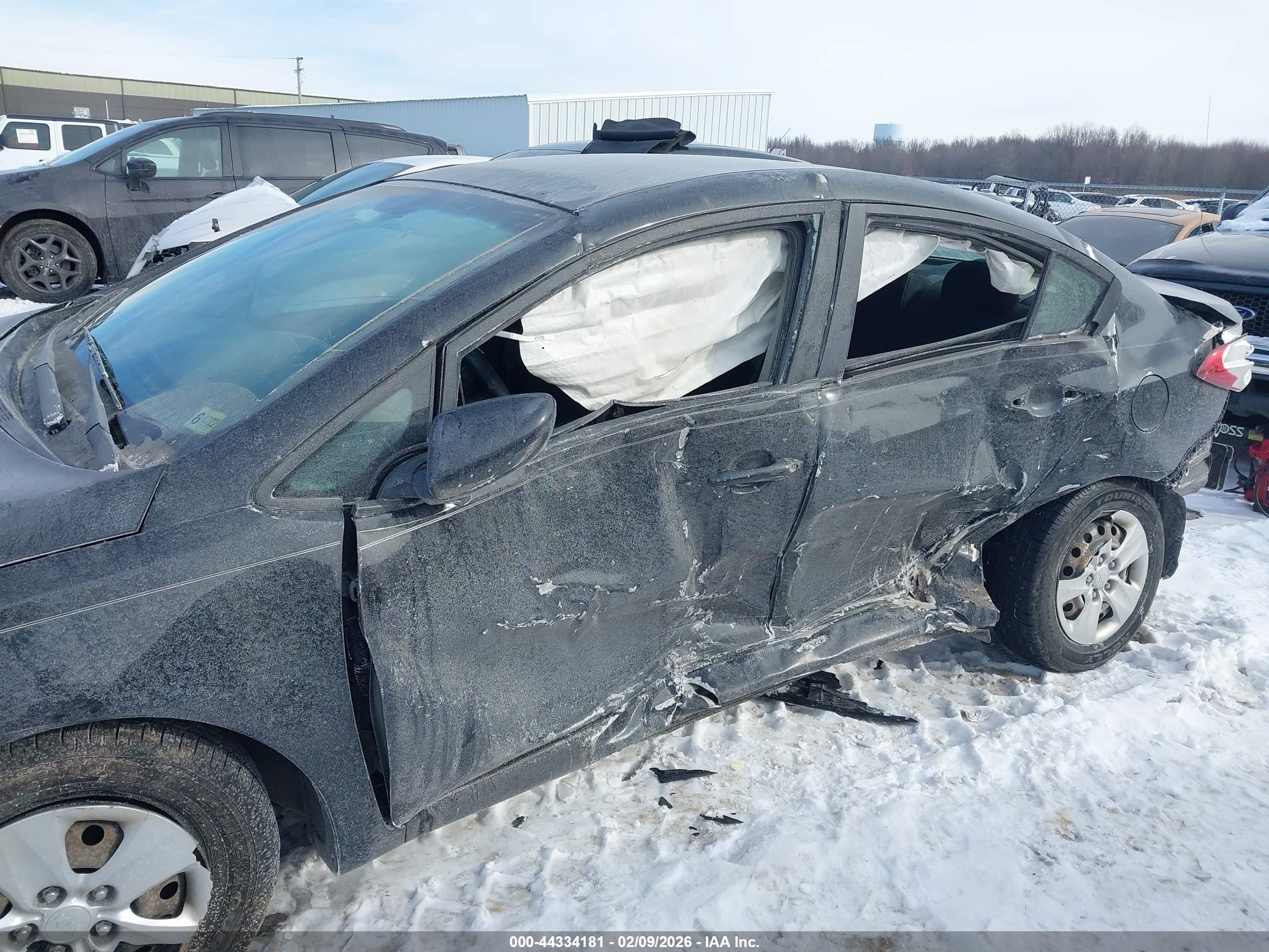 KIA FORTE image 6