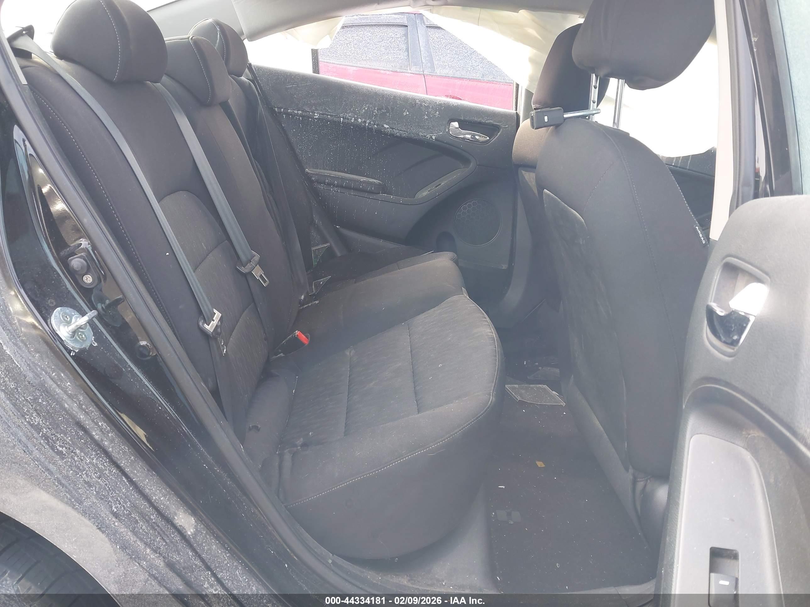 KIA FORTE image 8