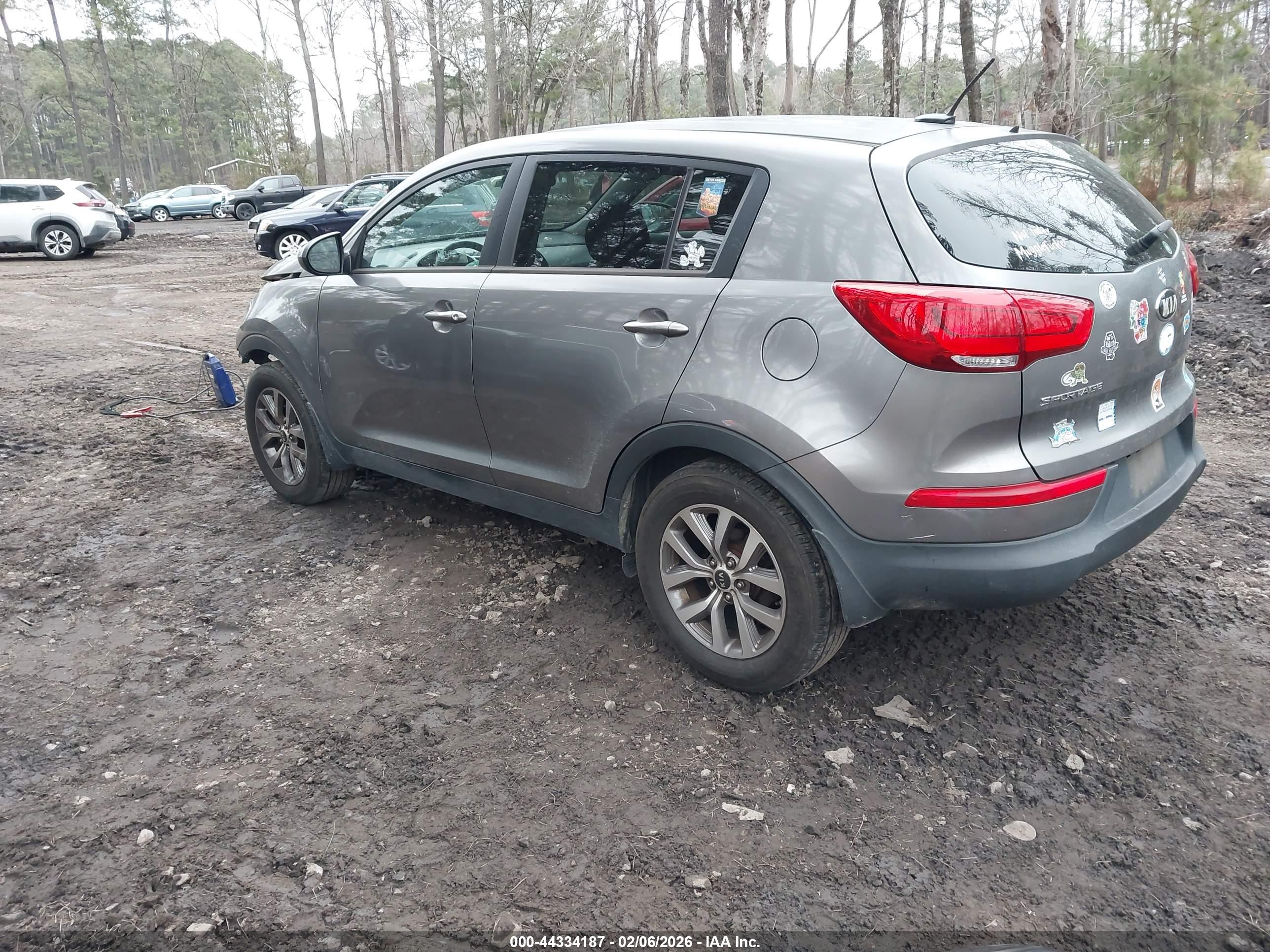 KIA SPORTAGE image 3