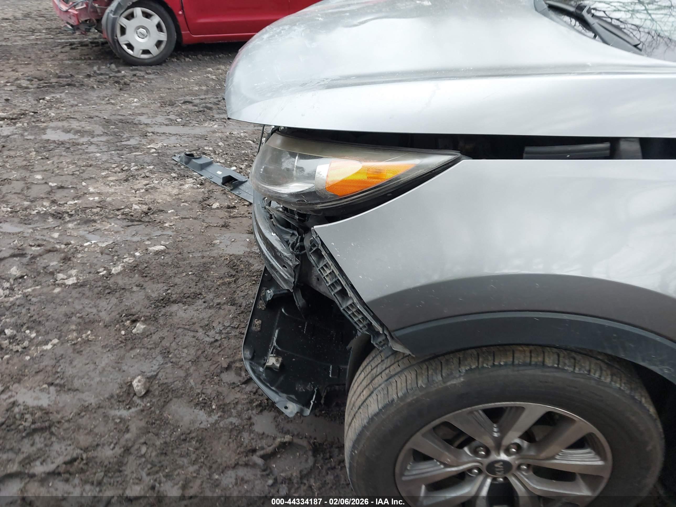 KIA SPORTAGE image 6