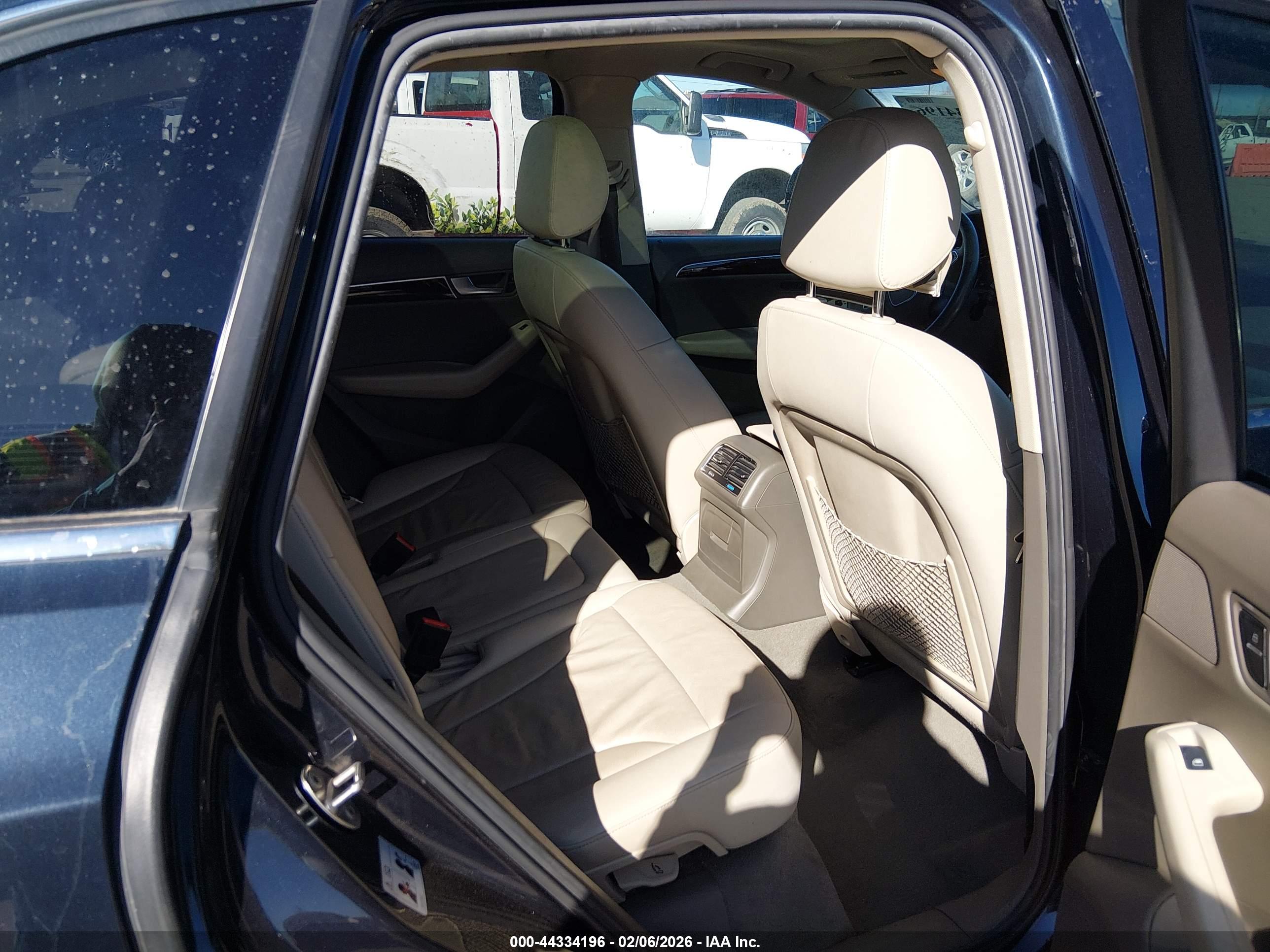 AUDI Q5 image 8