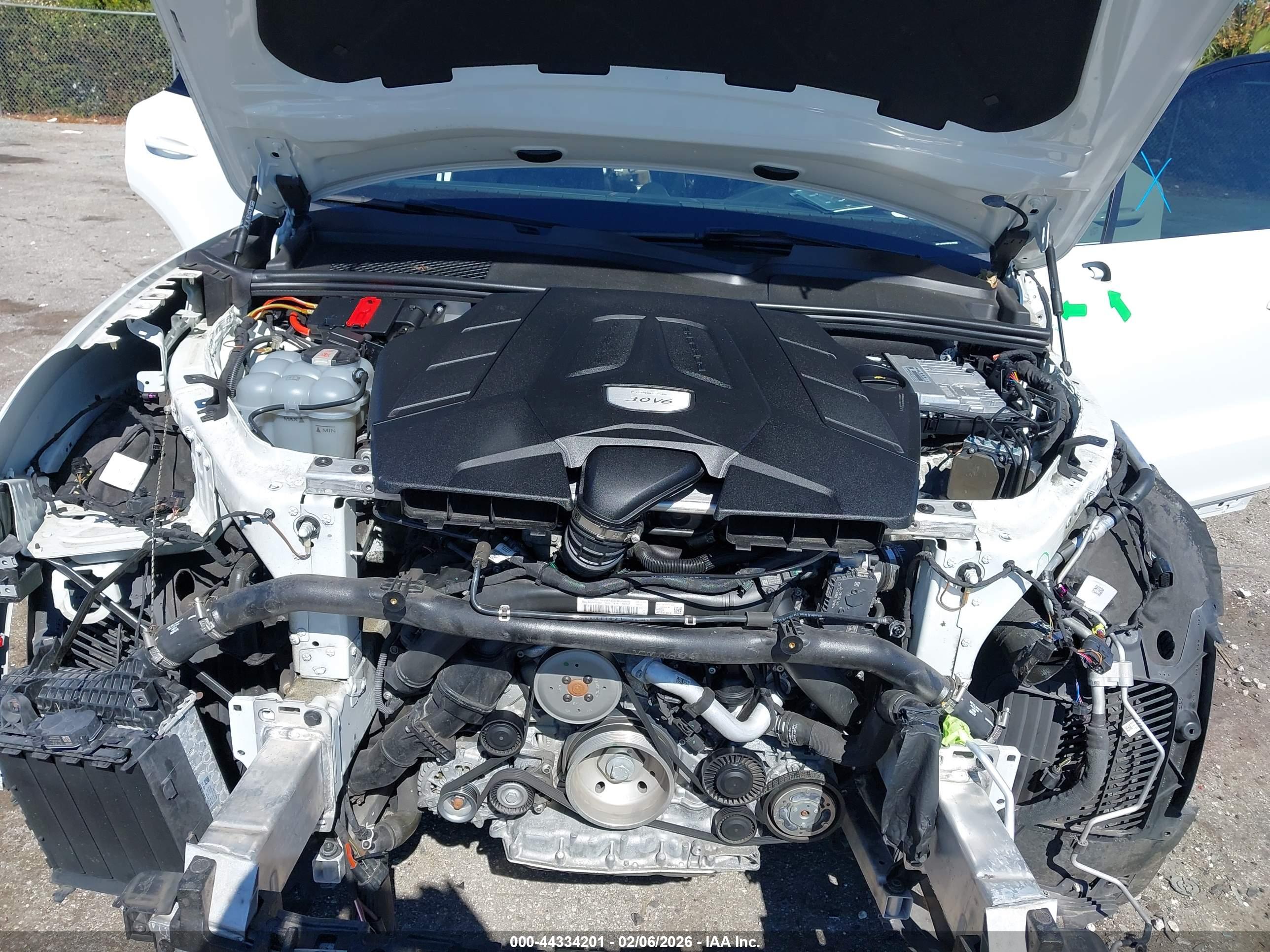 PORSCHE CAYENNE image 10
