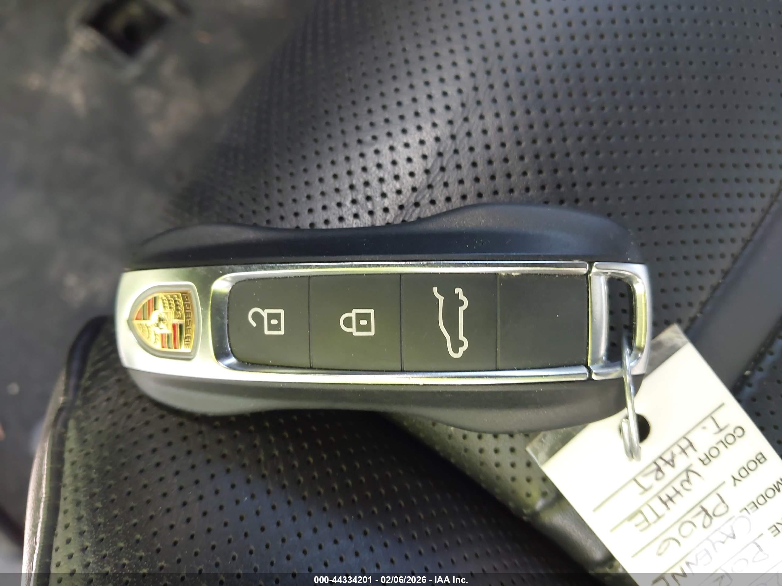 PORSCHE CAYENNE image 11