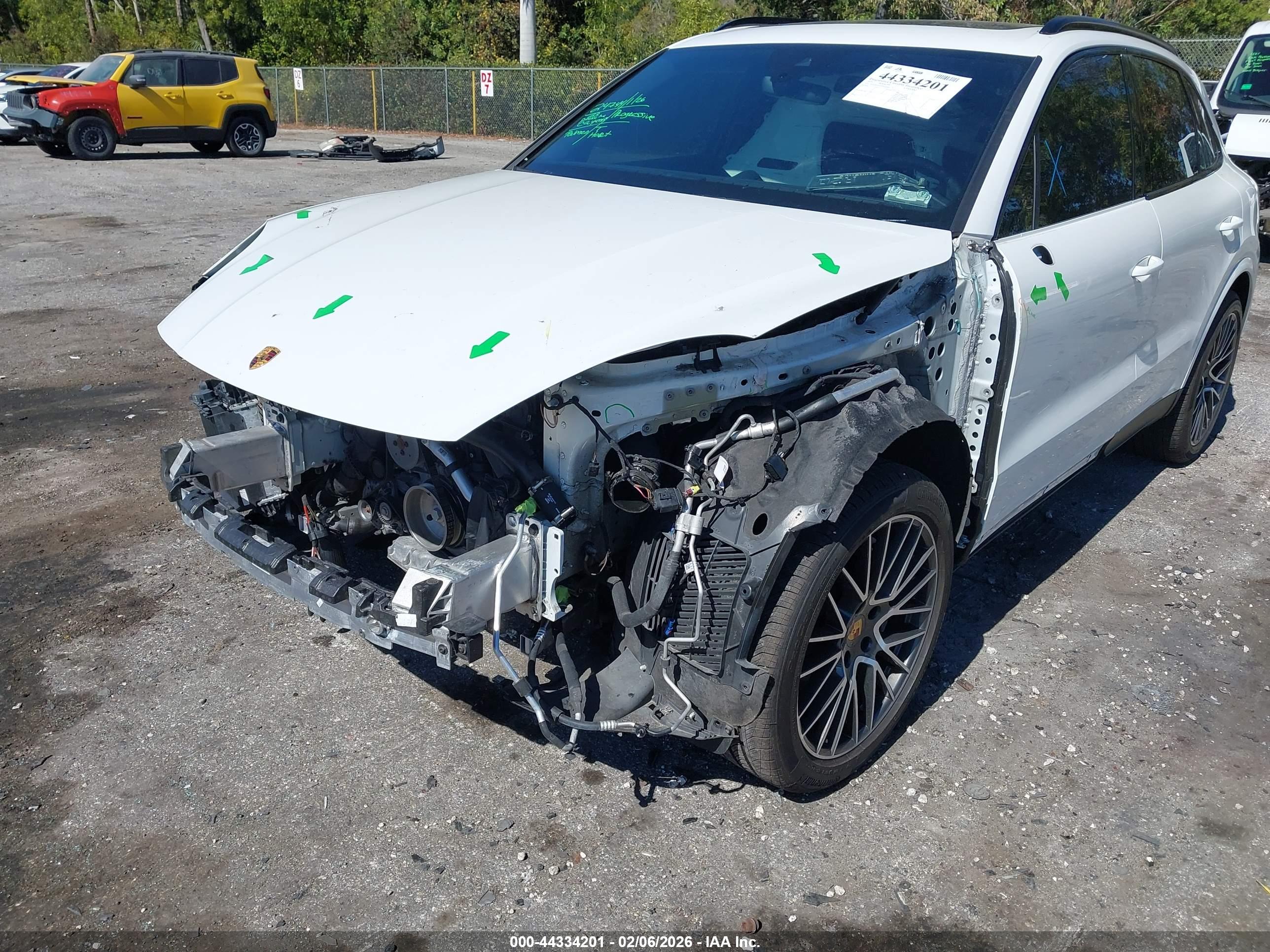PORSCHE CAYENNE image 6