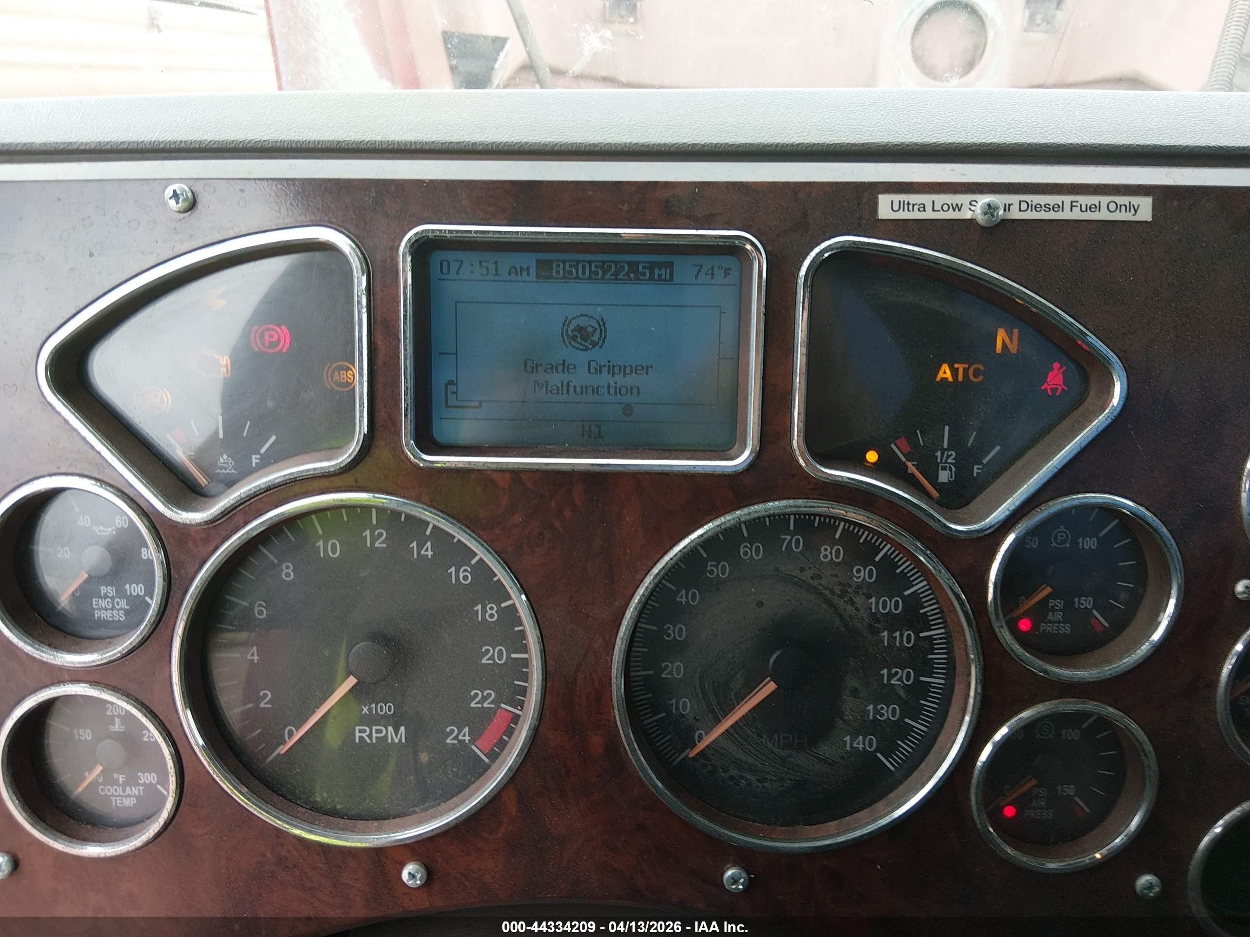 MACK 600 image 6