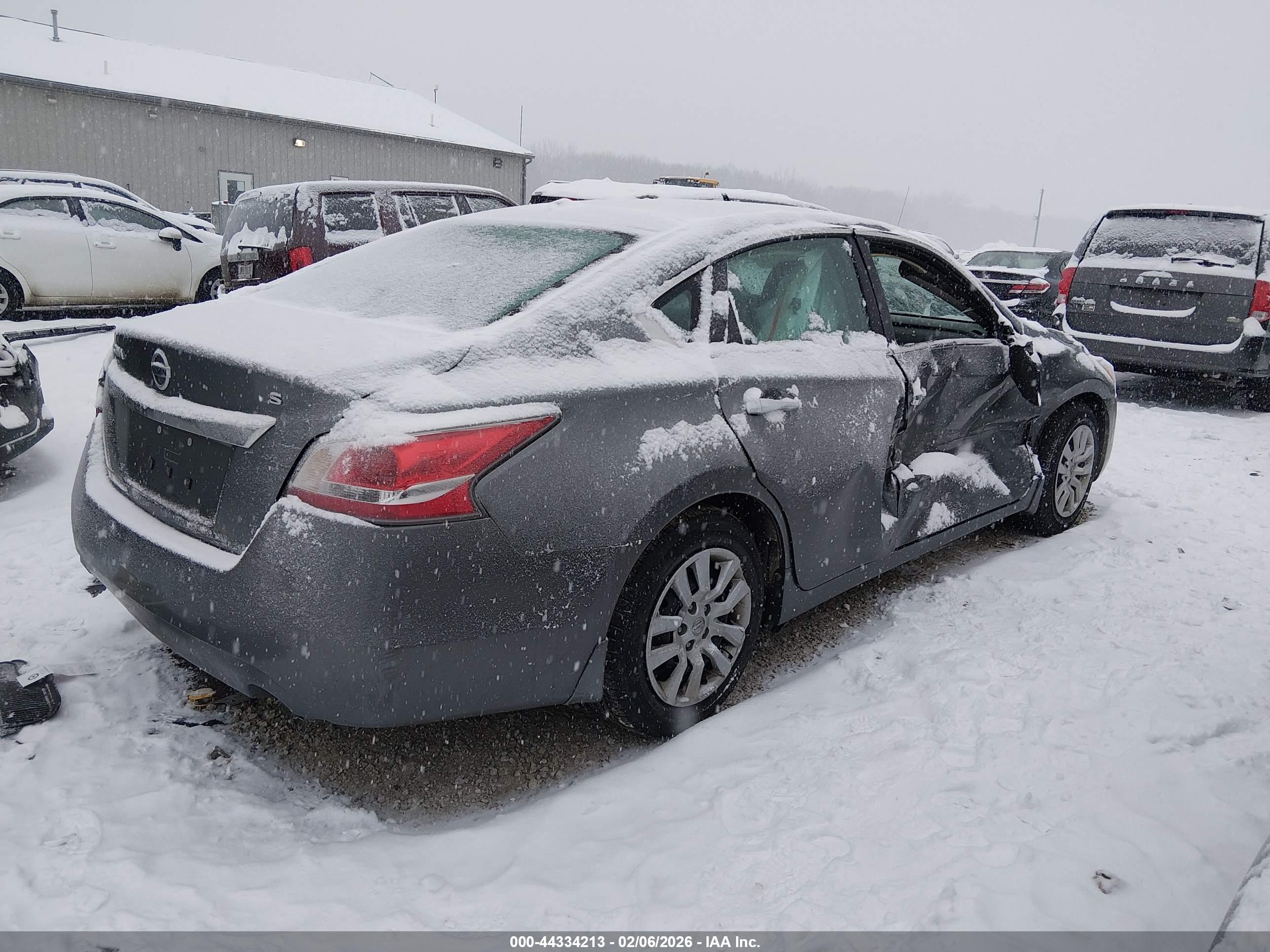 NISSAN ALTIMA image 4