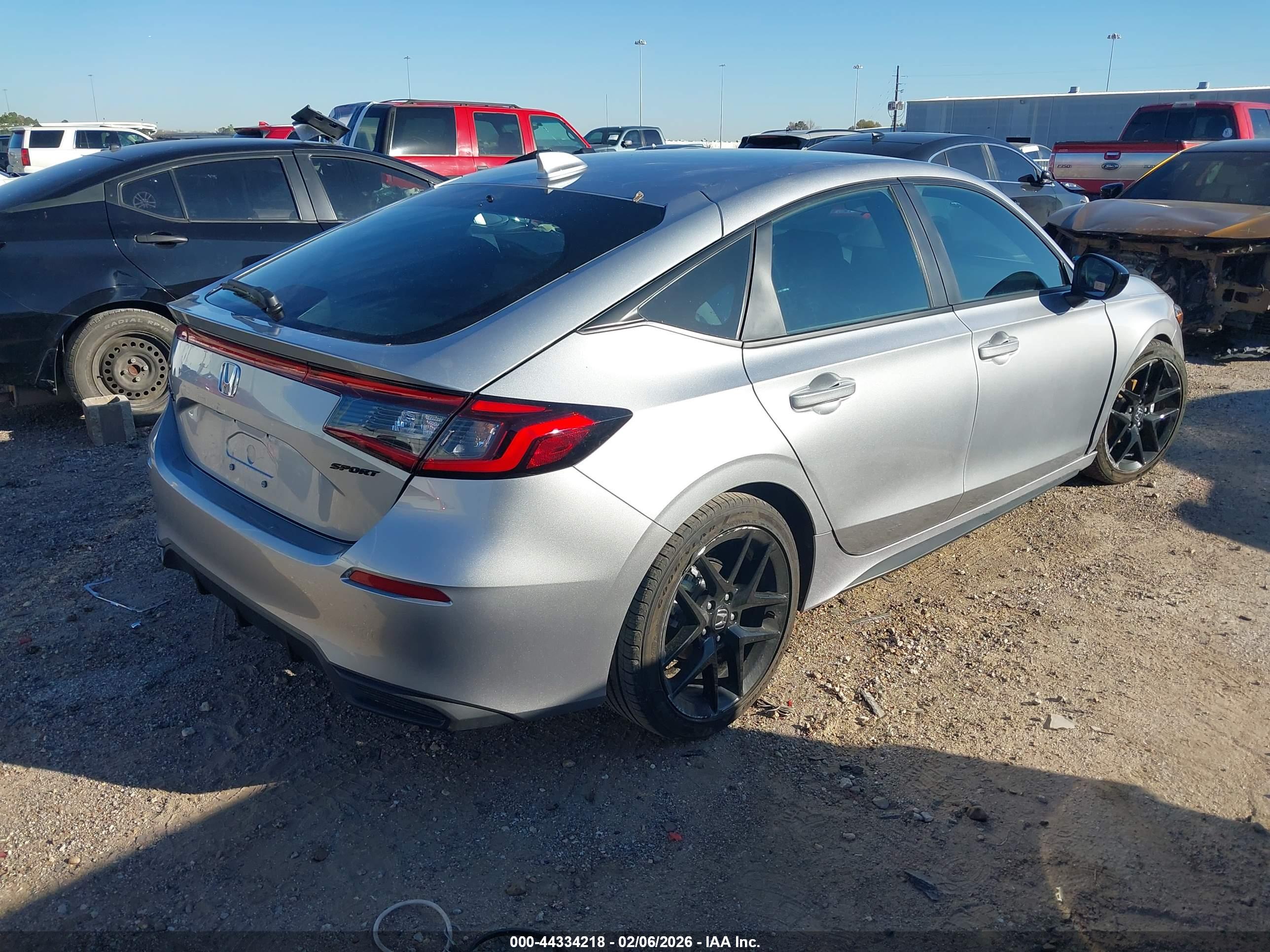 HONDA CIVIC image 4