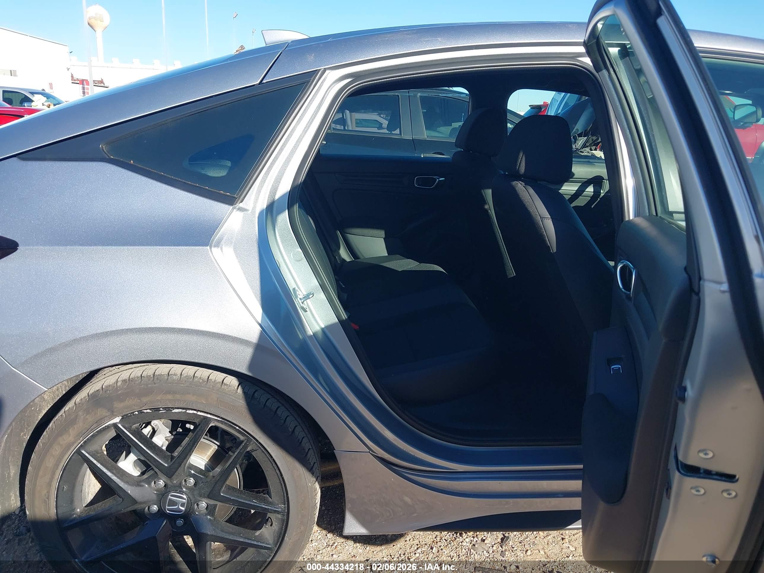 HONDA CIVIC image 8