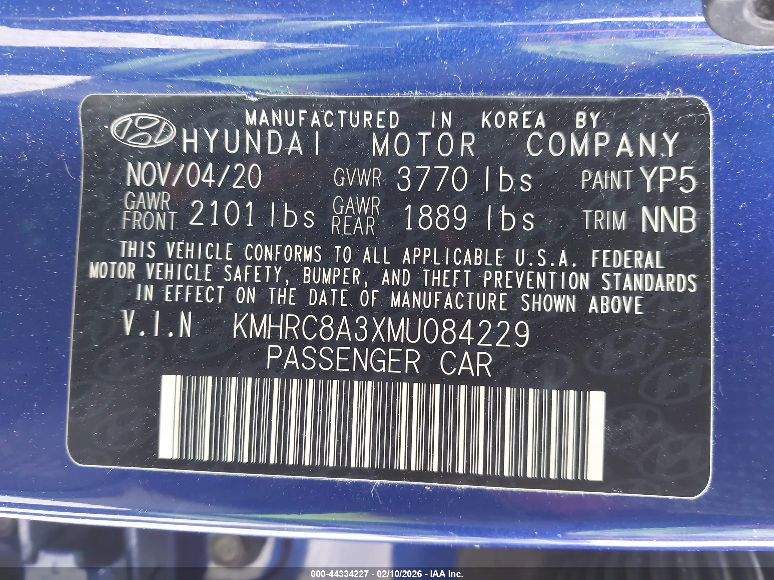 HYUNDAI VENUE image 9