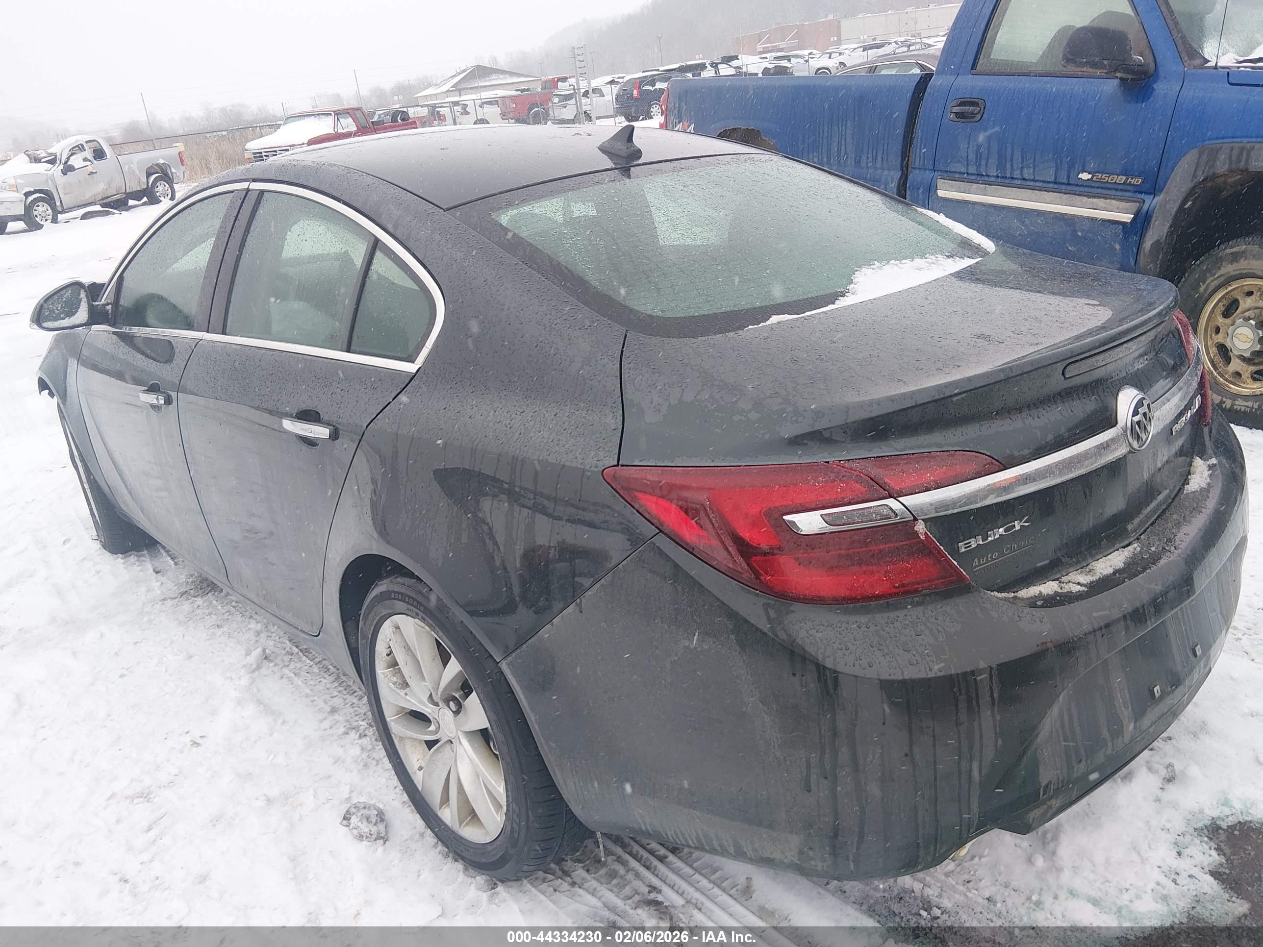 BUICK REGAL image 3