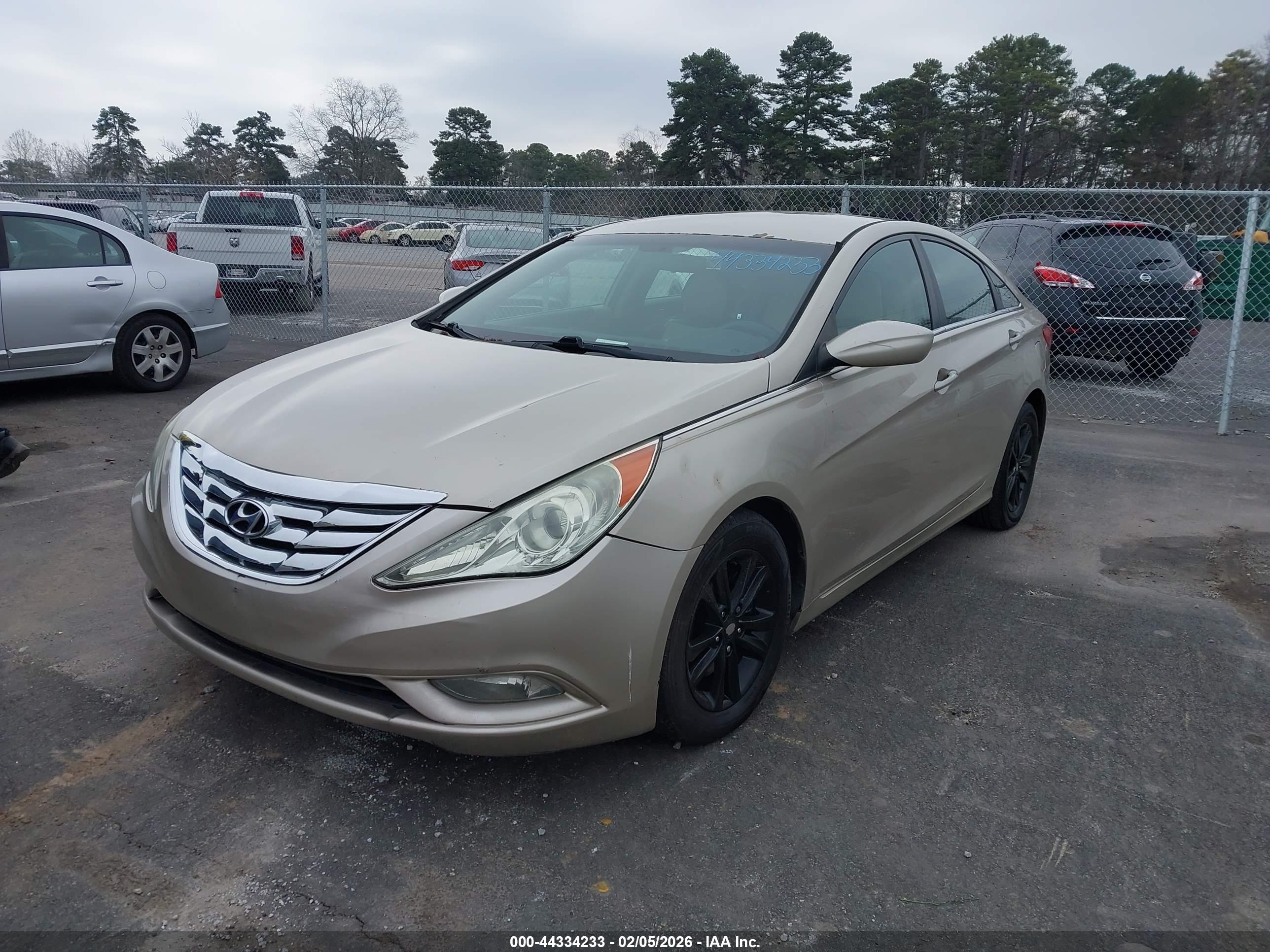 HYUNDAI SONATA image 2