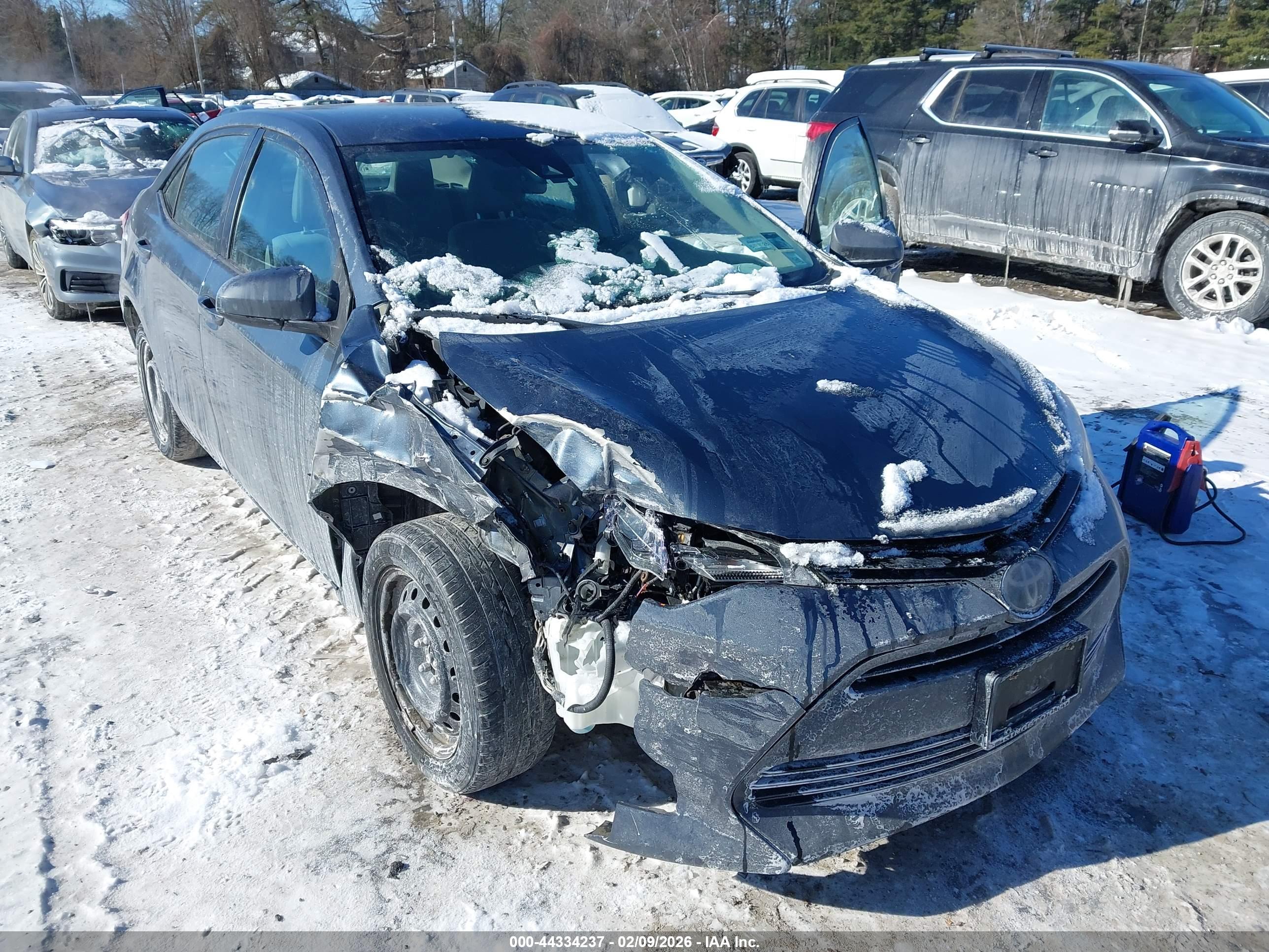 TOYOTA COROLLA image 6