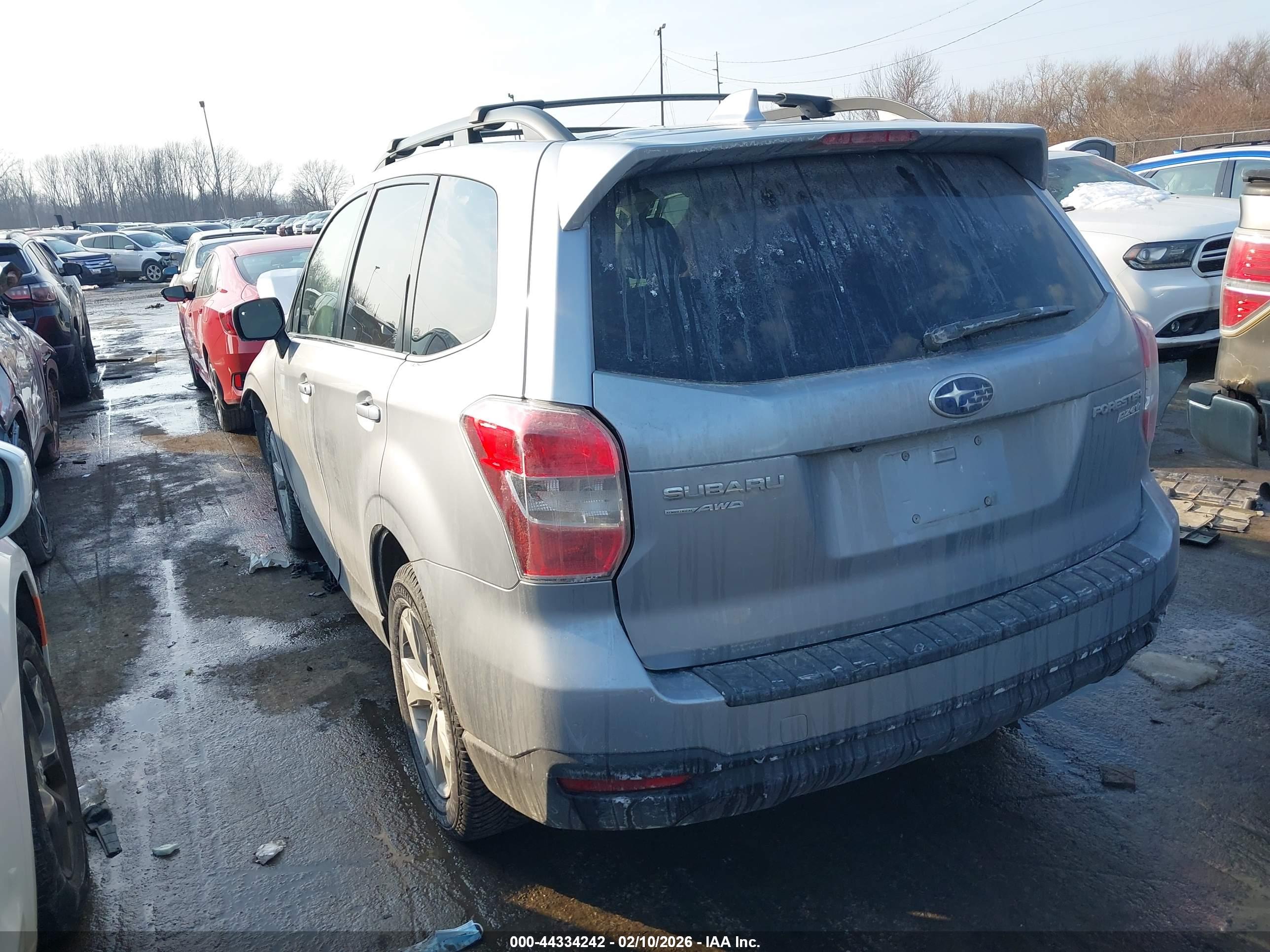 SUBARU FORESTER image 3