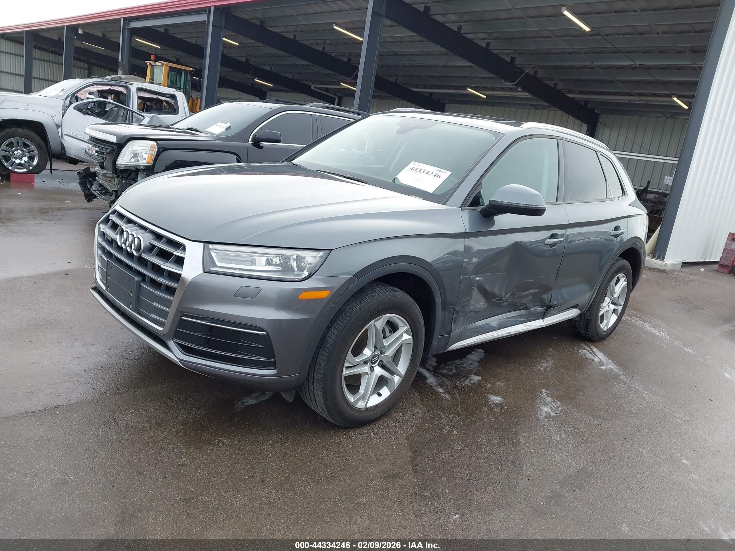 AUDI Q5 image 2