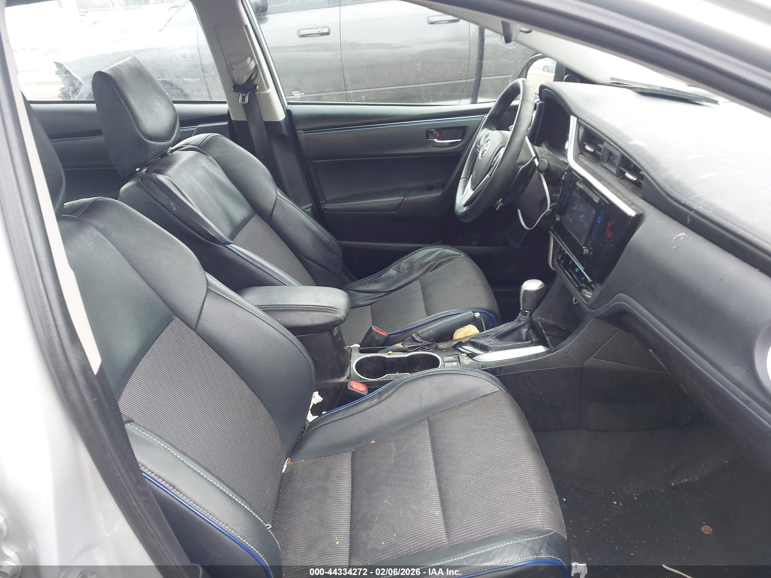 TOYOTA COROLLA image 5