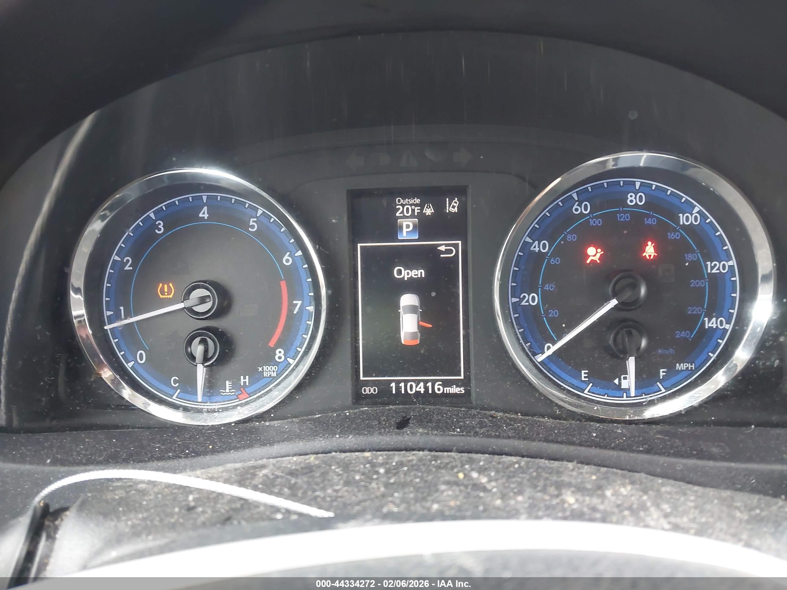 TOYOTA COROLLA image 7
