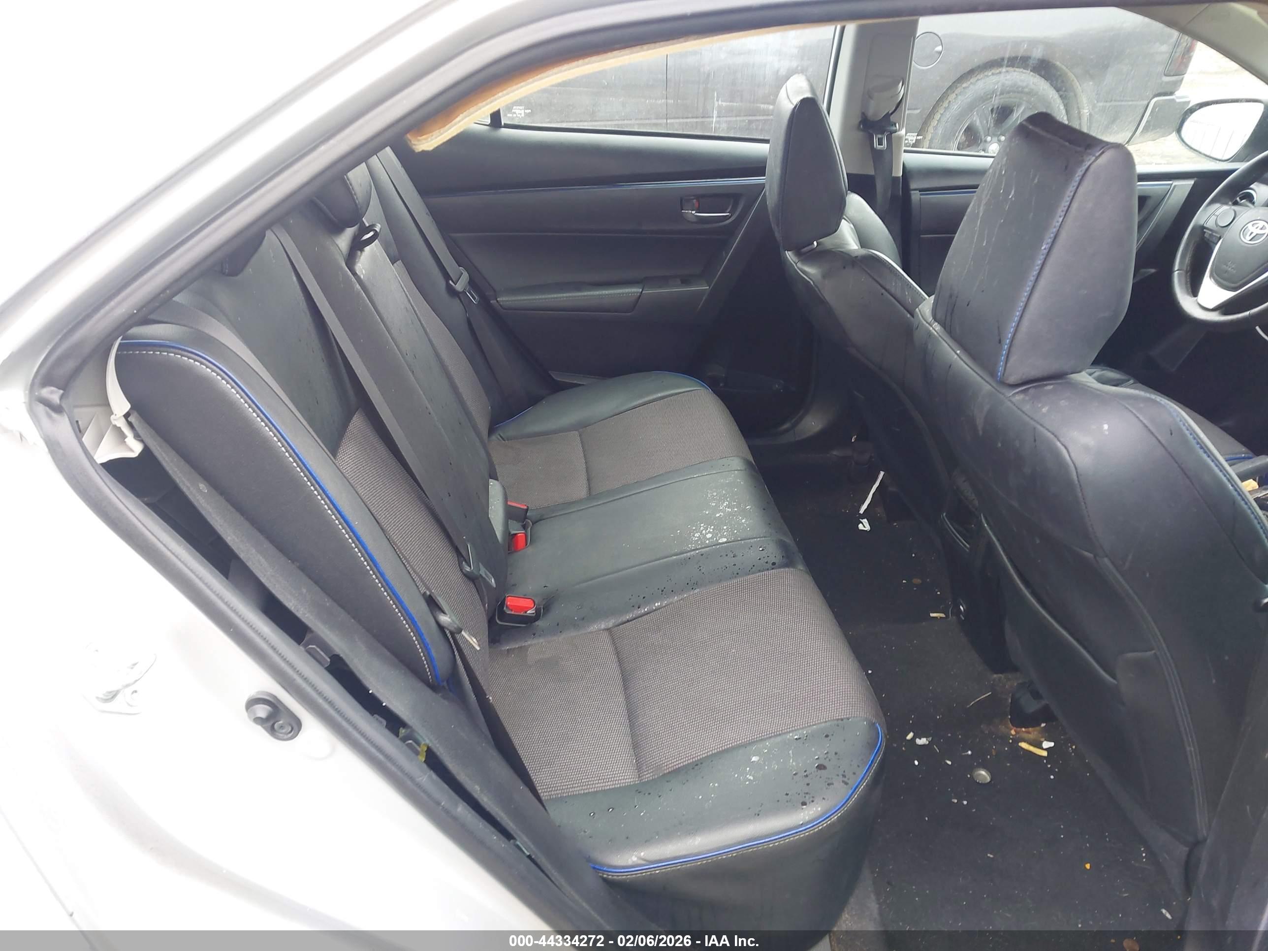 TOYOTA COROLLA image 8