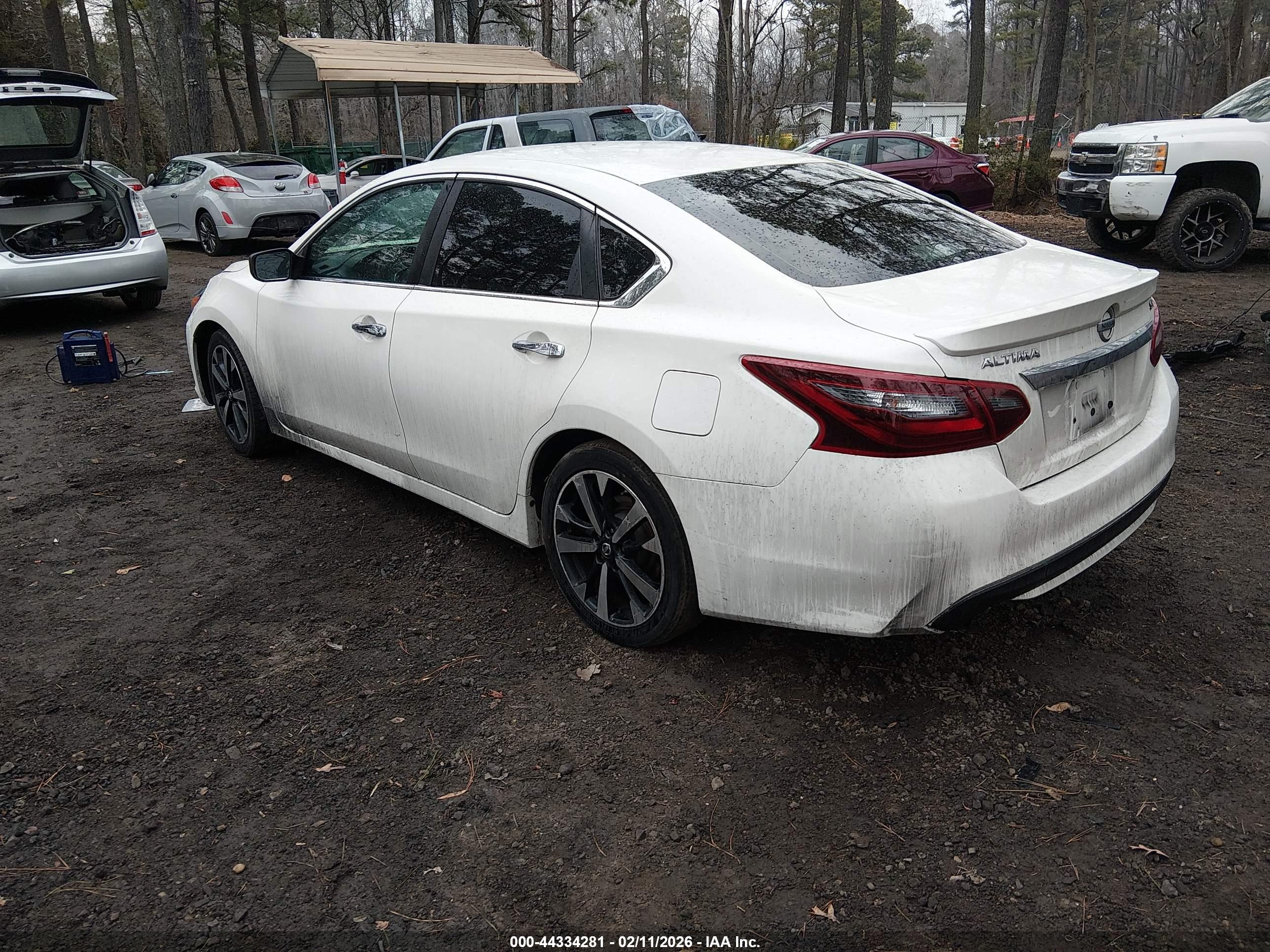 NISSAN ALTIMA image 3