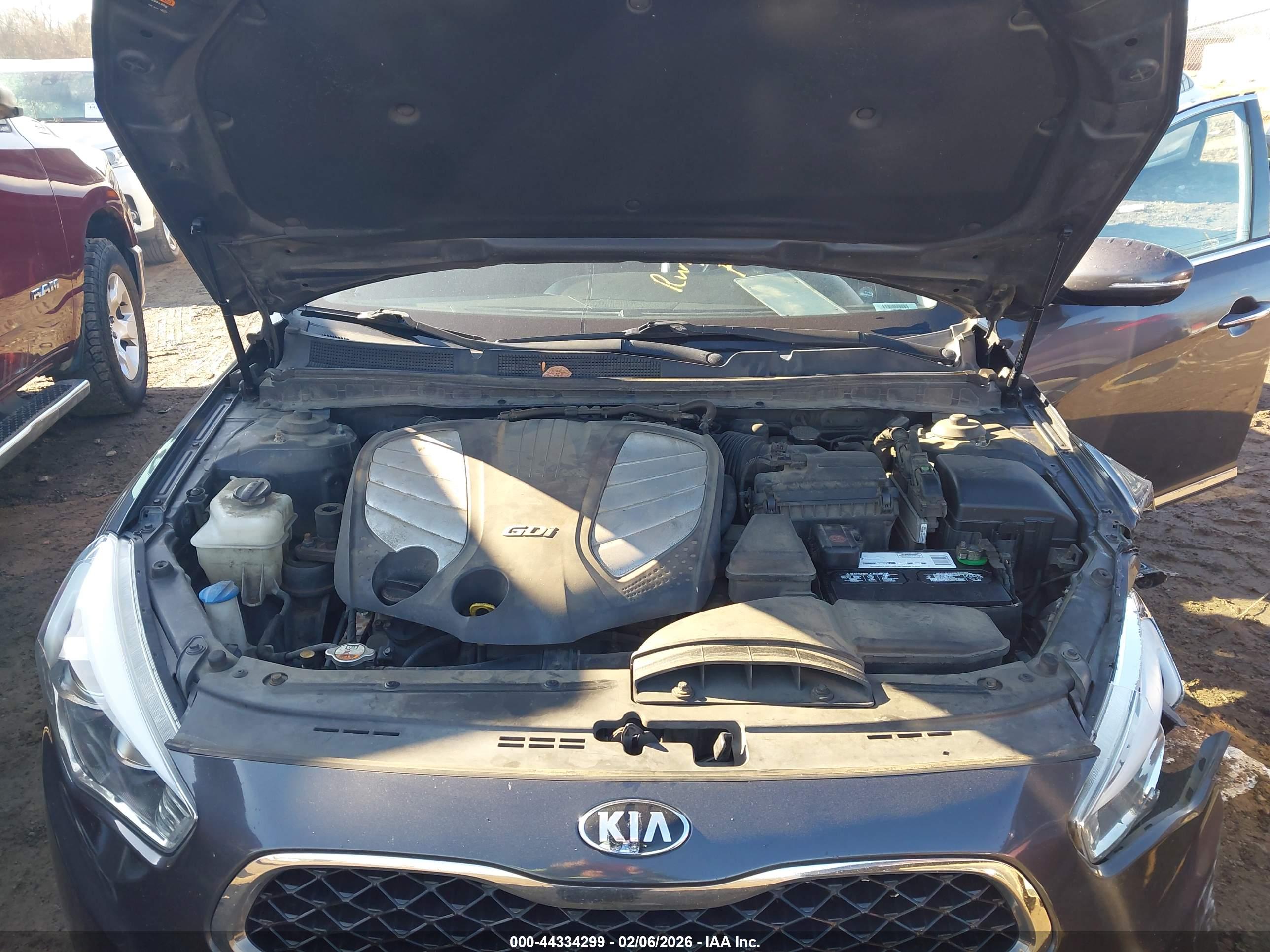 KIA CADENZA image 10