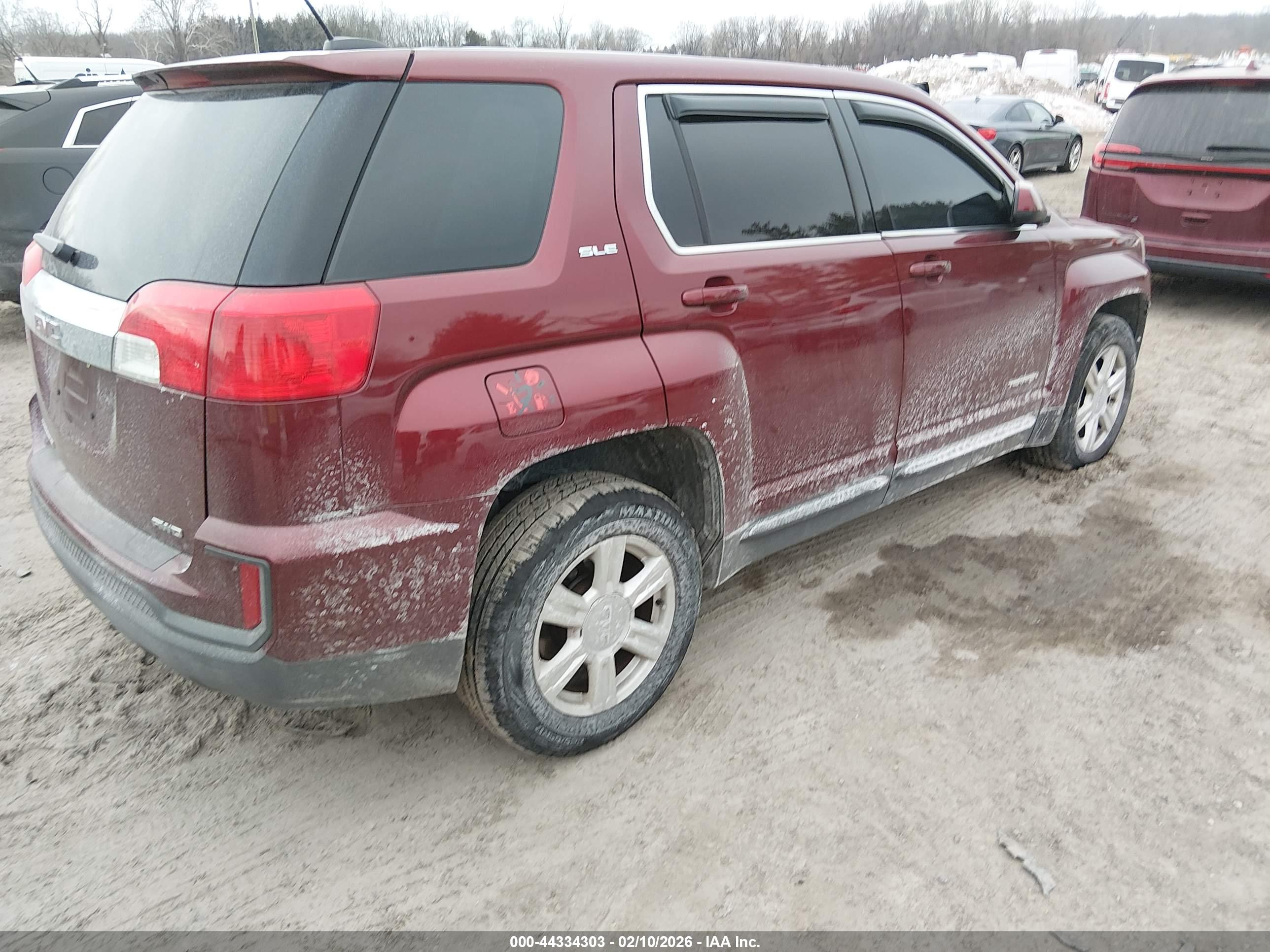 GMC TERRAIN image 4