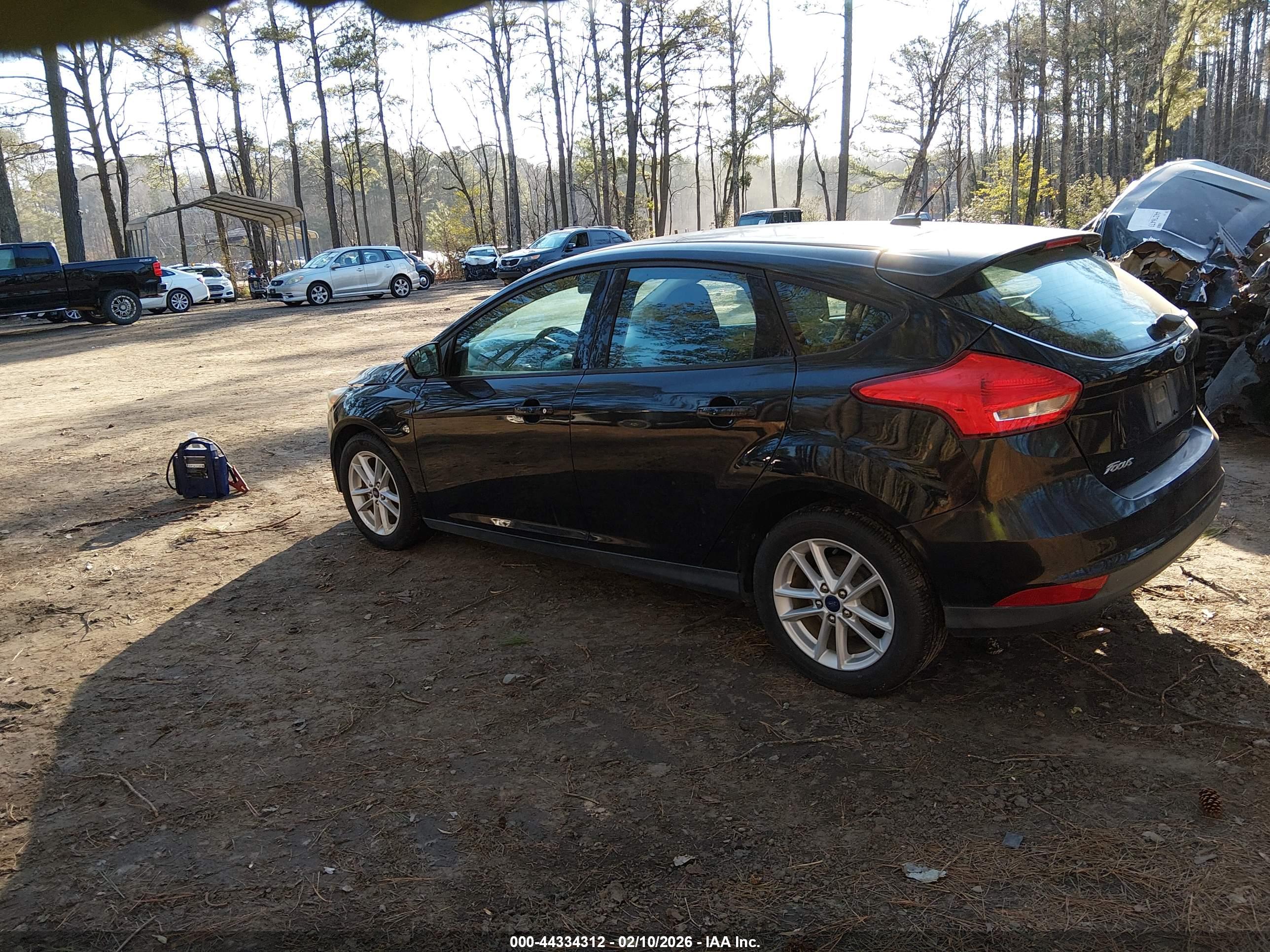 FORD FOCUS image 3