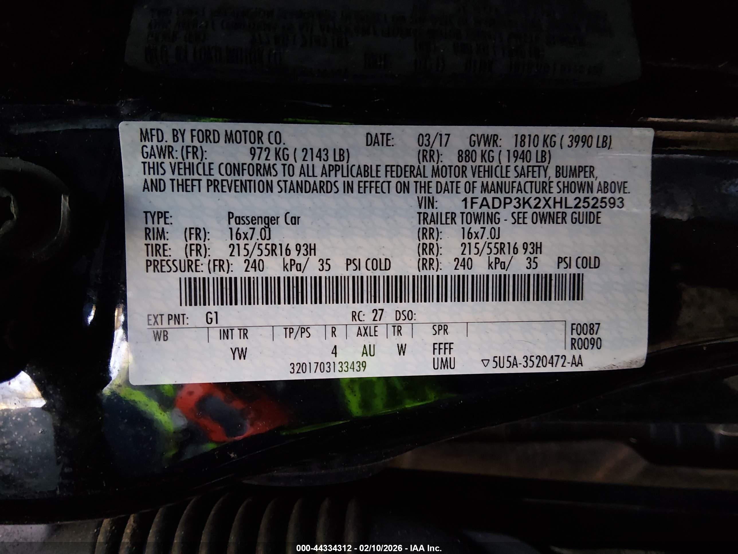 FORD FOCUS image 9