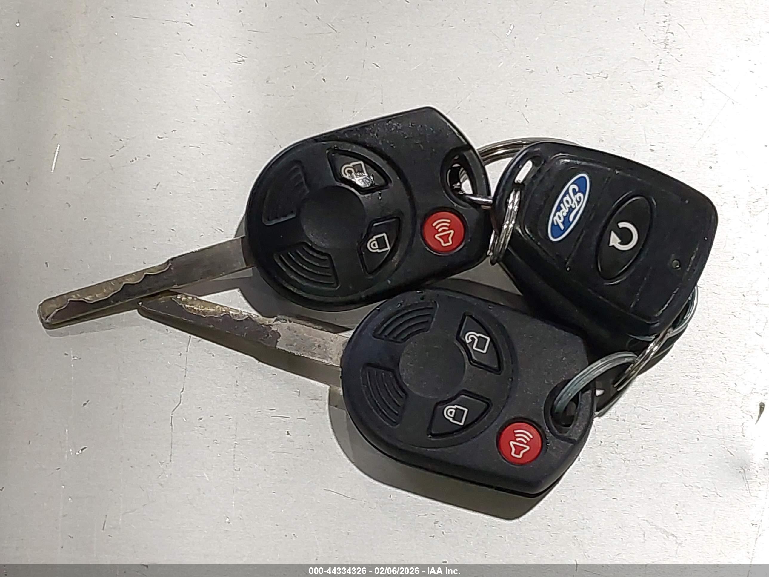 FORD ESCAPE image 11