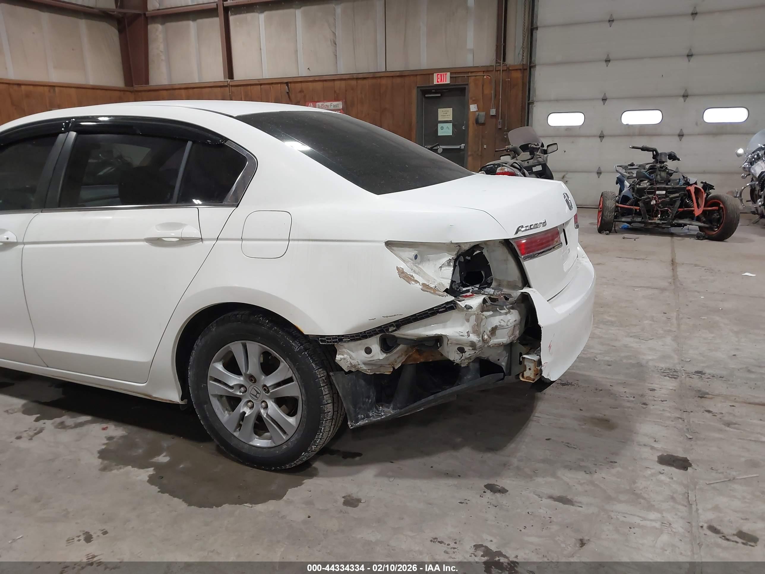 HONDA ACCORD image 6
