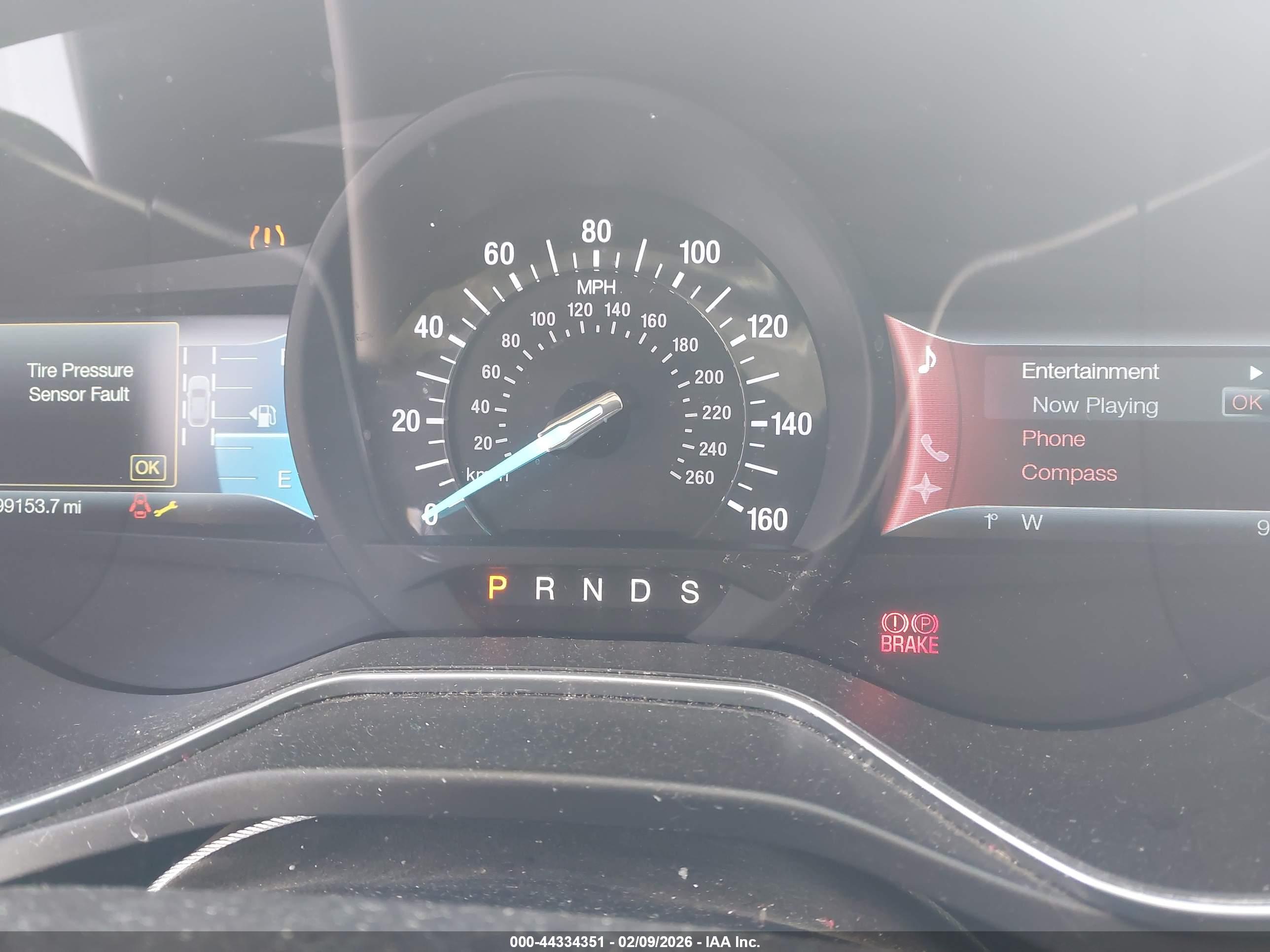FORD FUSION image 7
