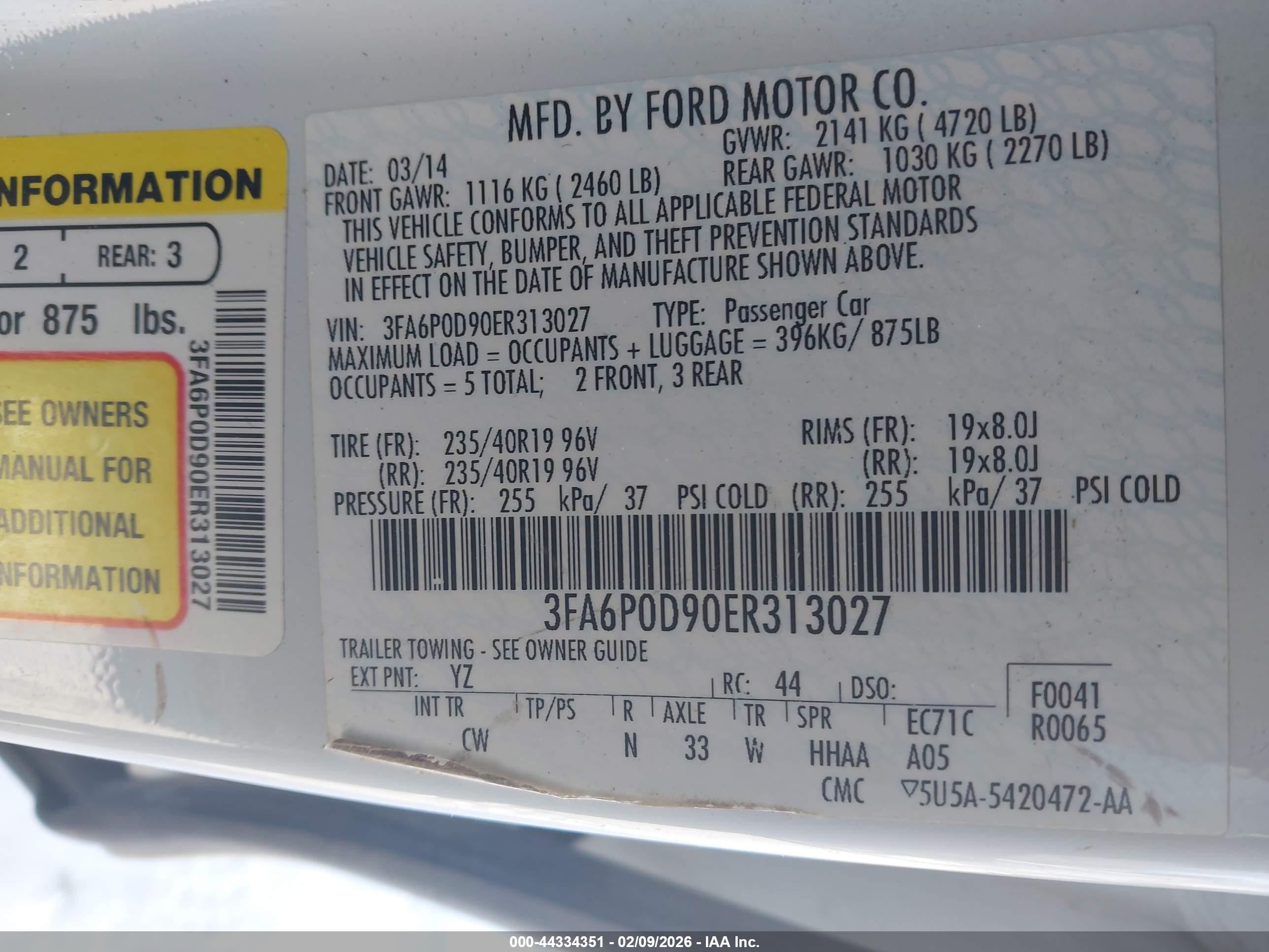 FORD FUSION image 9