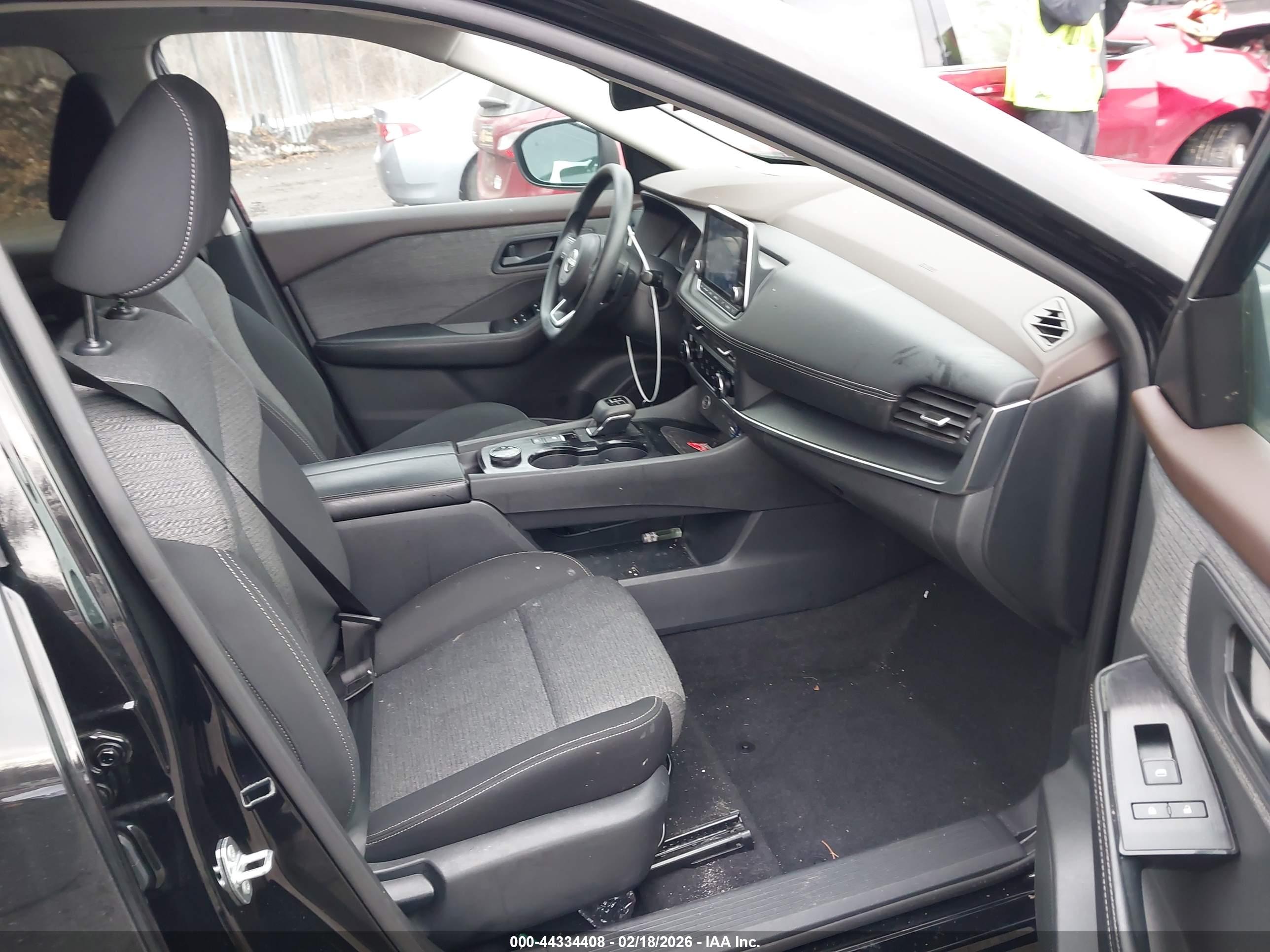 NISSAN ROGUE image 5