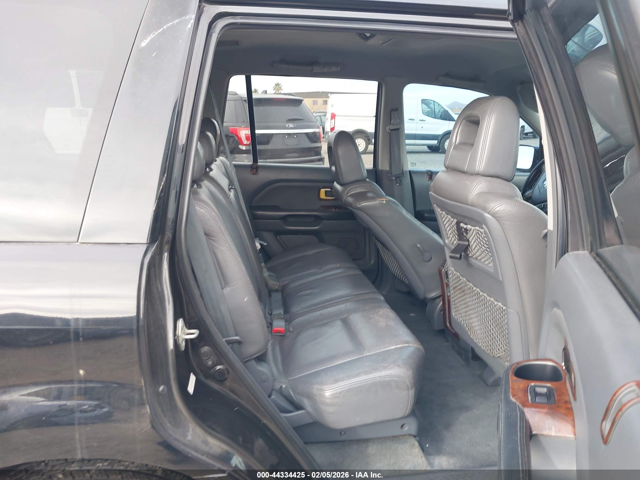HONDA PILOT image 8