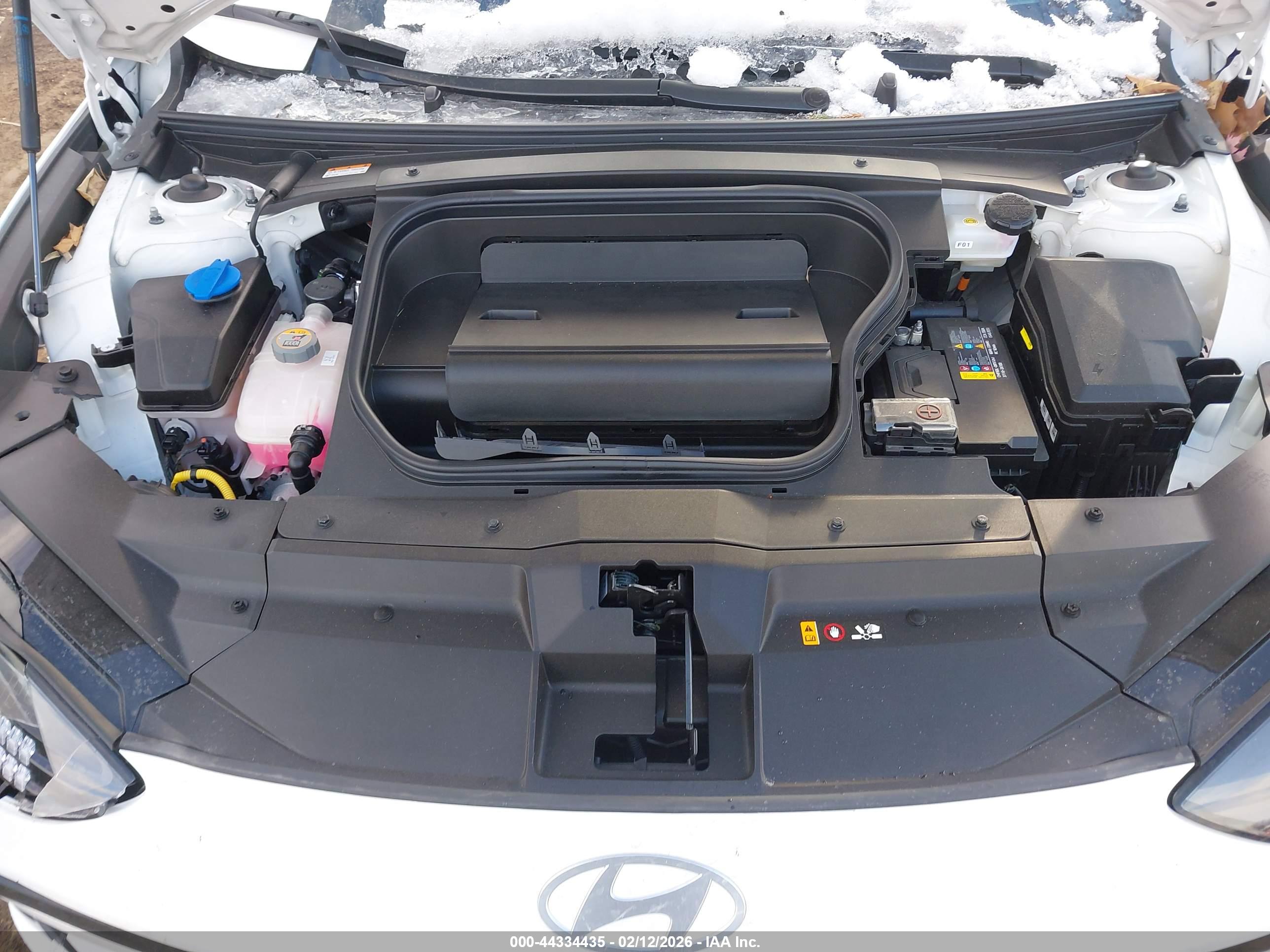 HYUNDAI IONIQ image 10