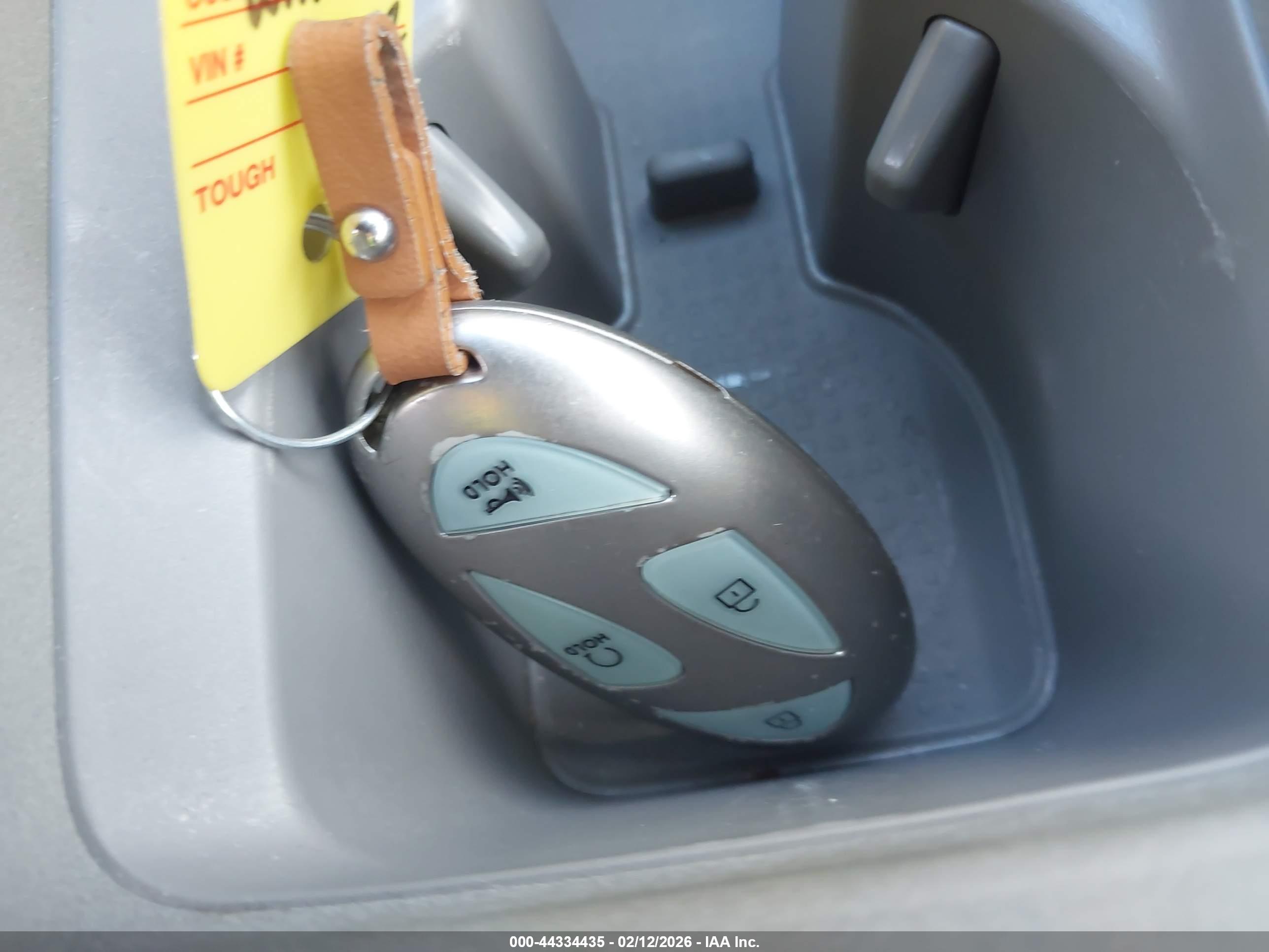 HYUNDAI IONIQ image 11