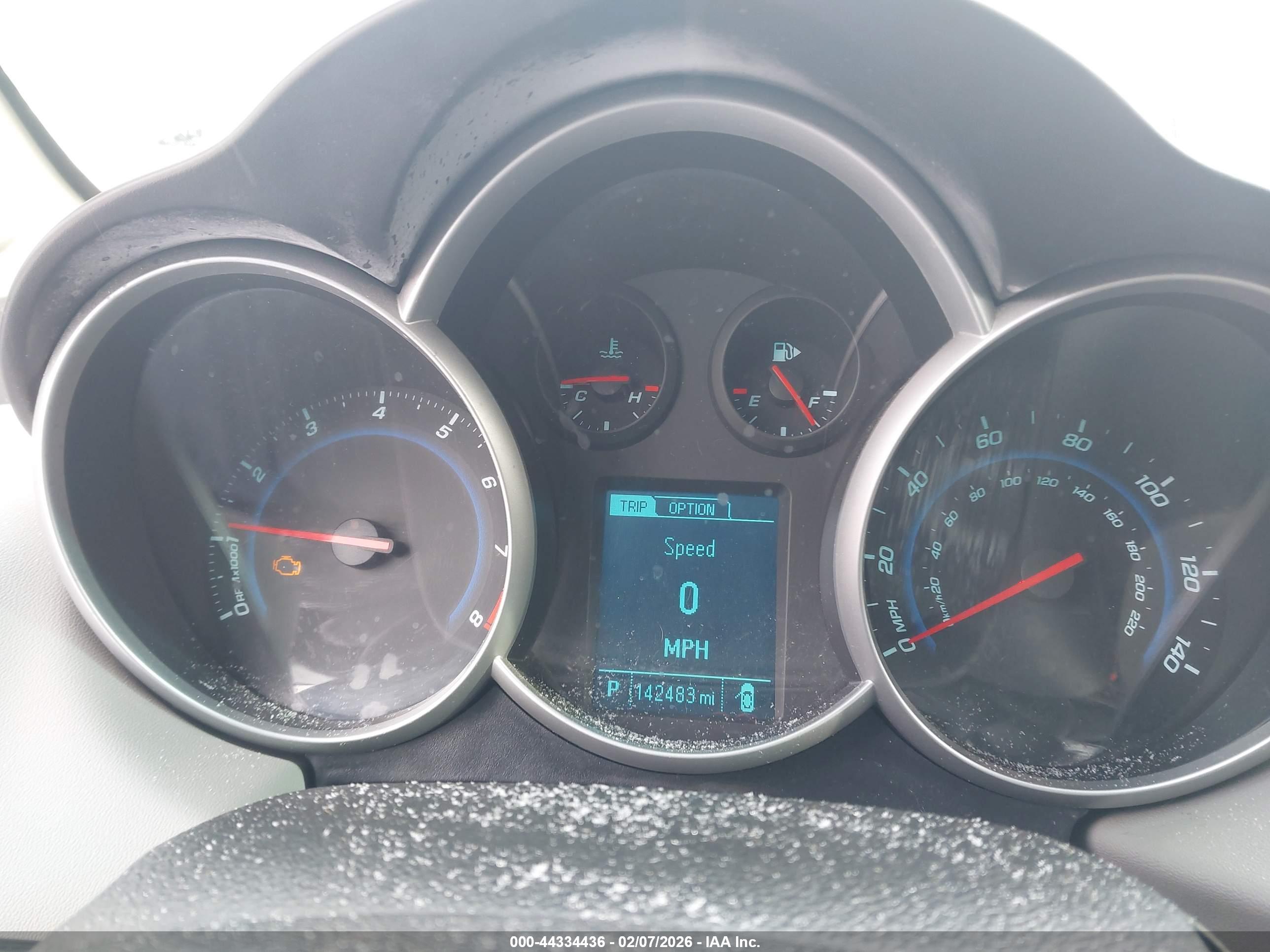 CHEVROLET CRUZE image 7