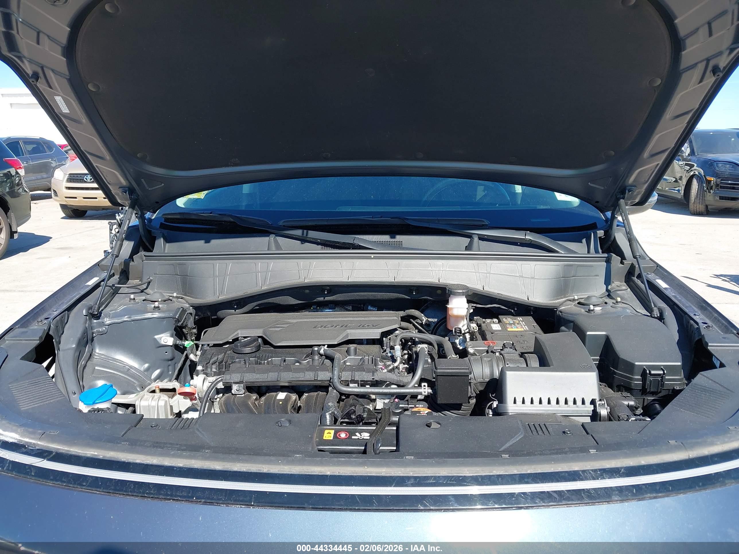 HYUNDAI KONA image 10