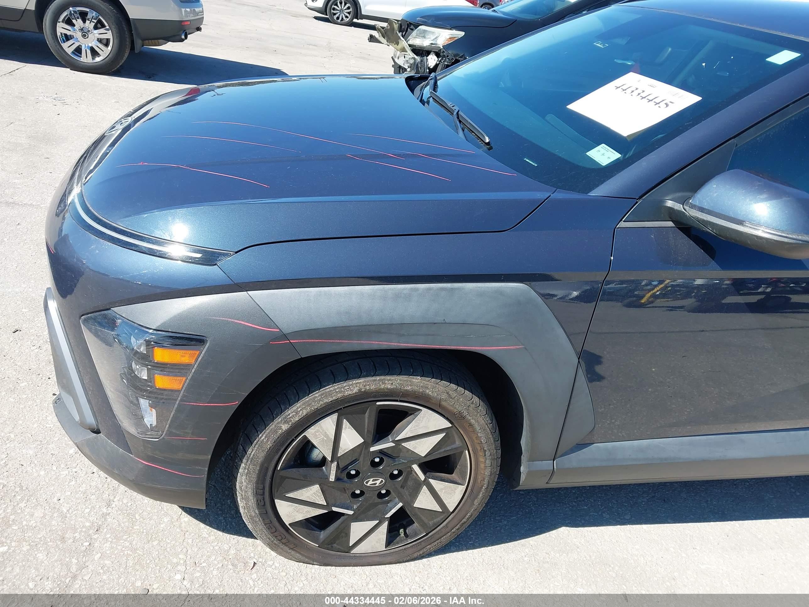 HYUNDAI KONA image 6