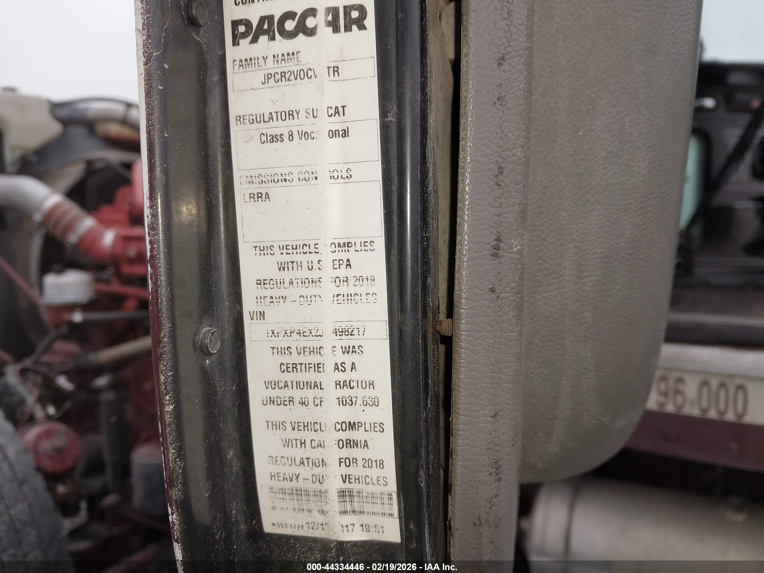 PETERBILT 389 image 9